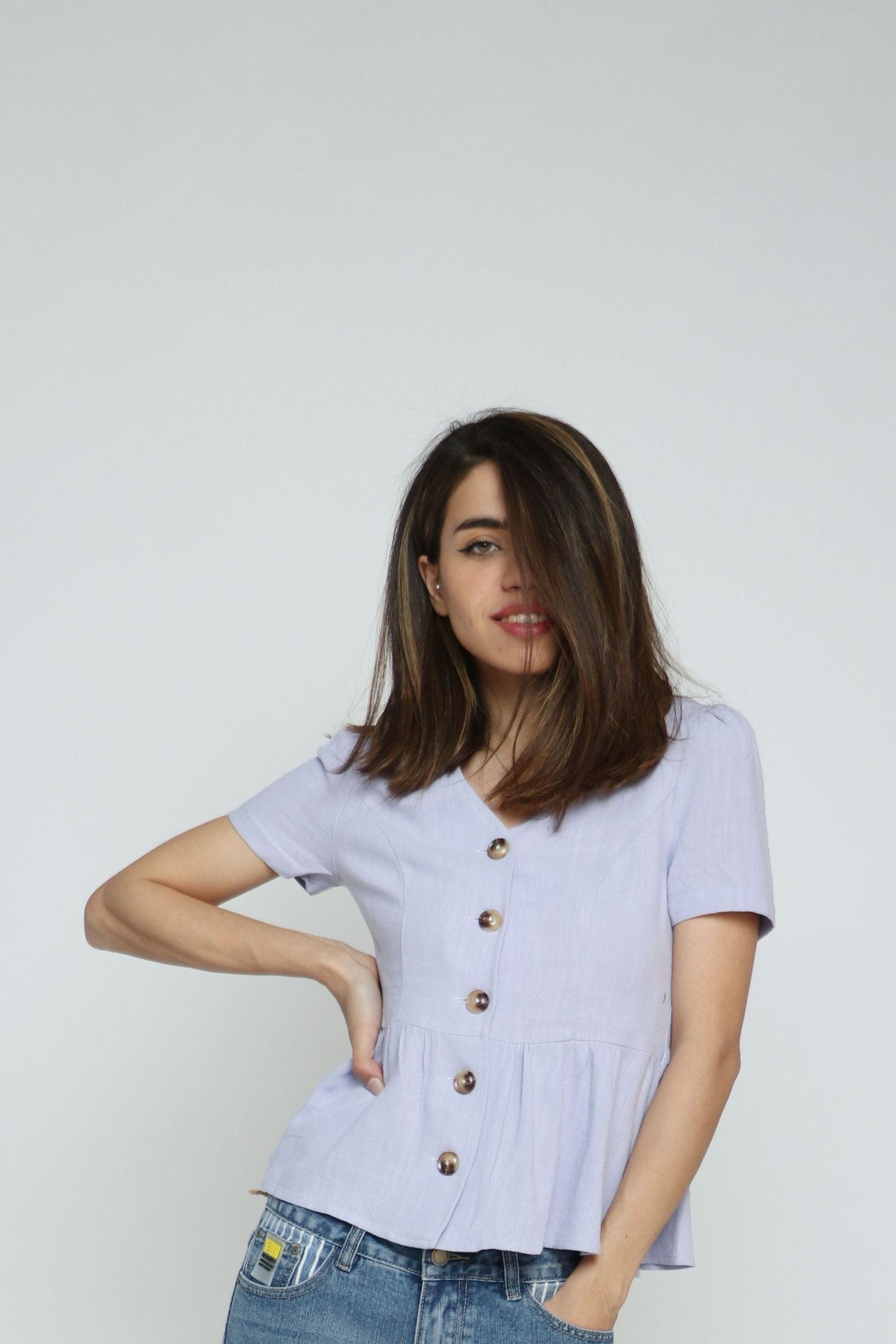 كيتشن بلوزة رسمية بأزرار أمامية كم قصير نسائي