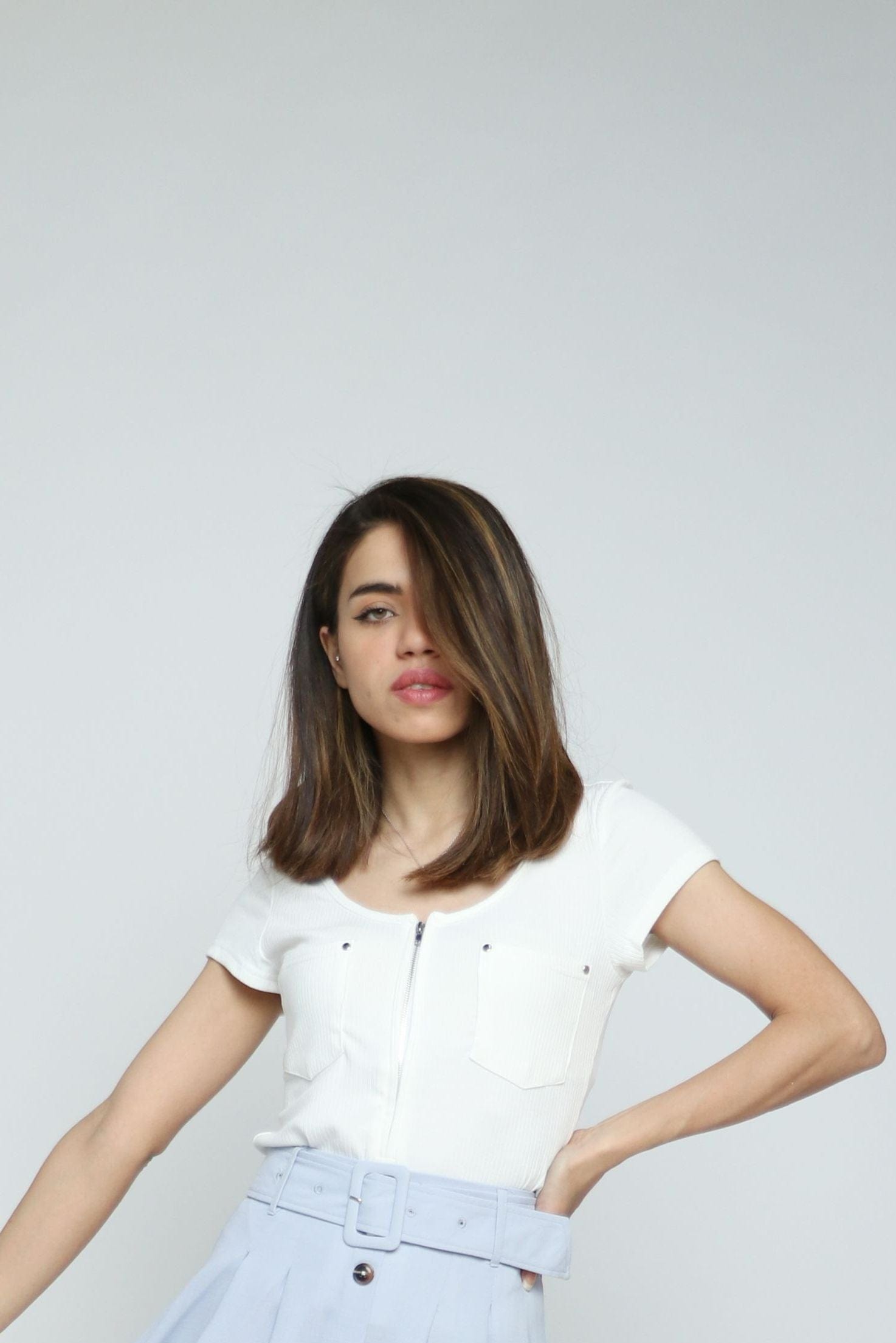 كيتشن بلوزة بجيوب وسحاب كم قصير نسائي