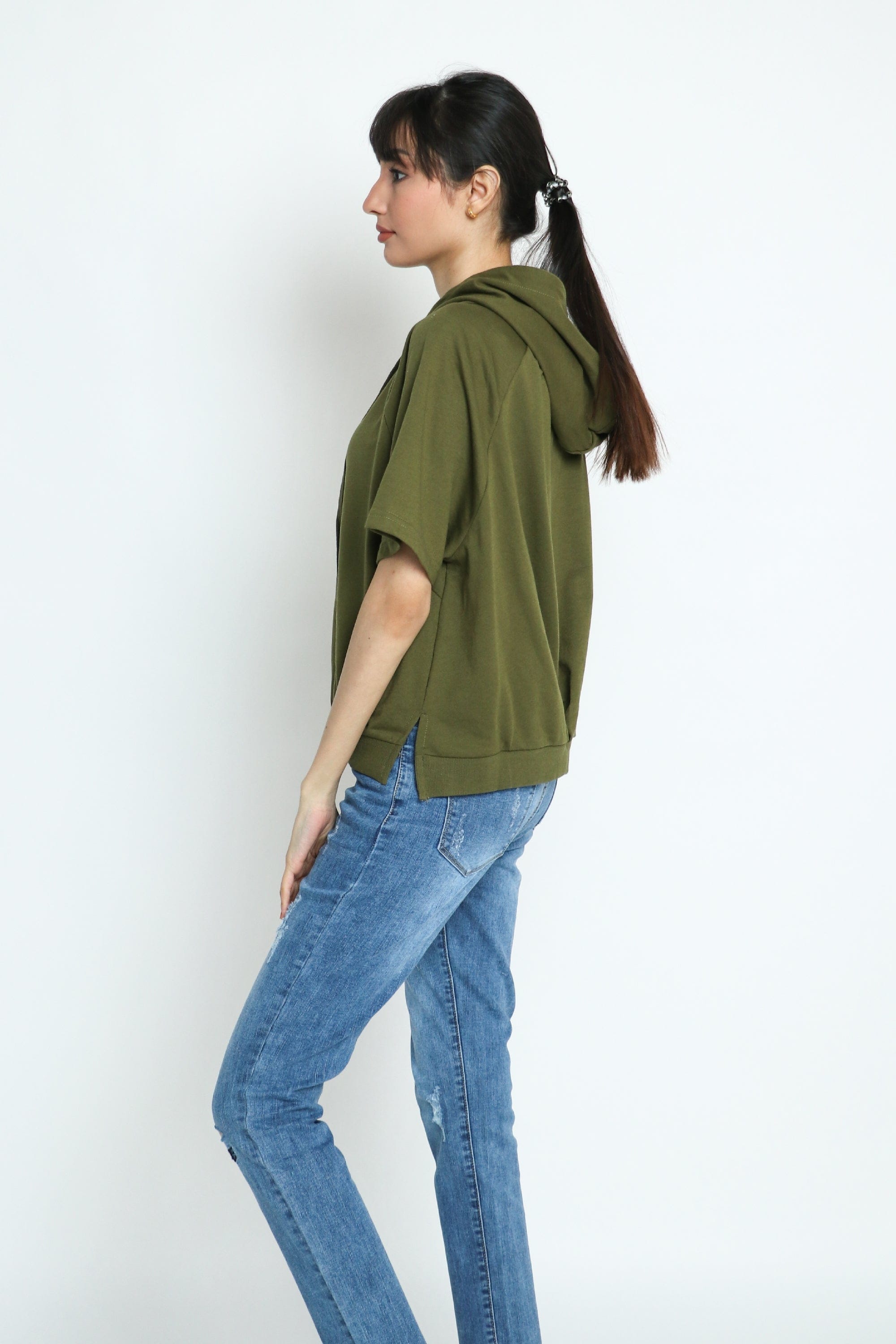 كيتشن بلوزة سادة نص كم بقعبة نسائي