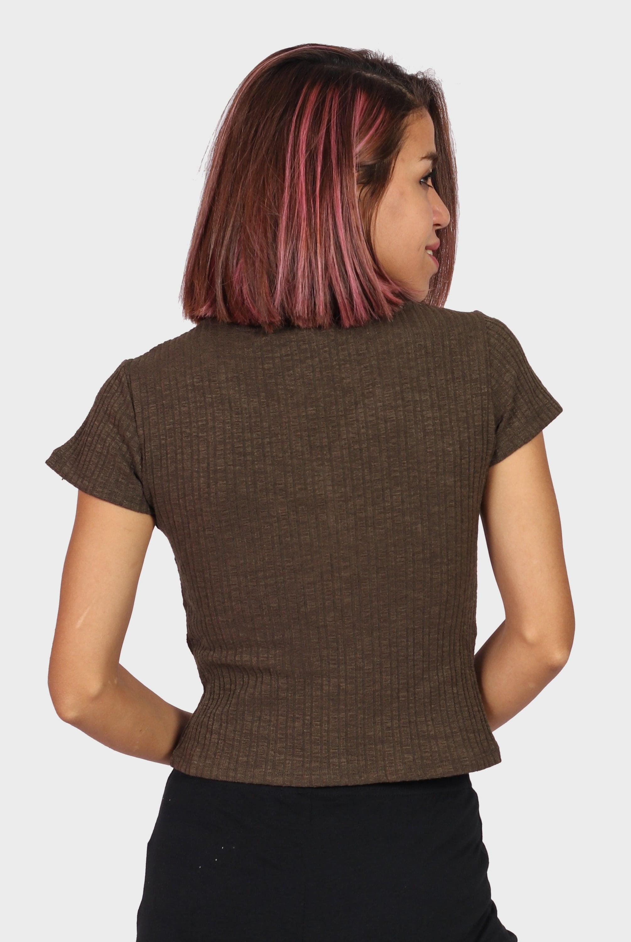 كيتشن بلوزة قصيرة نص بطن سادة سبعة كم قصير نسائي