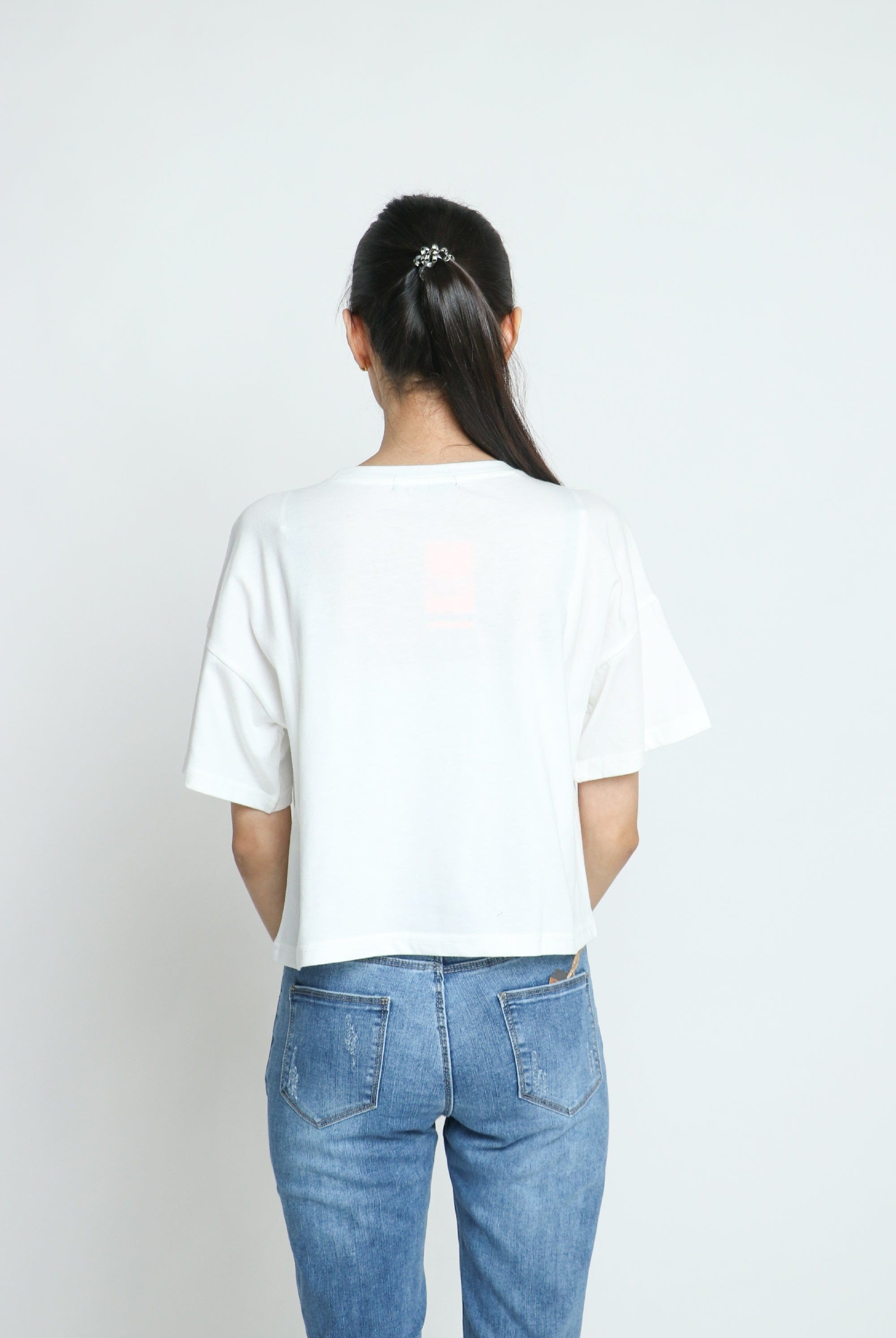 كيتشن بلوزة قطن سادة بجيب نص كم نسائي