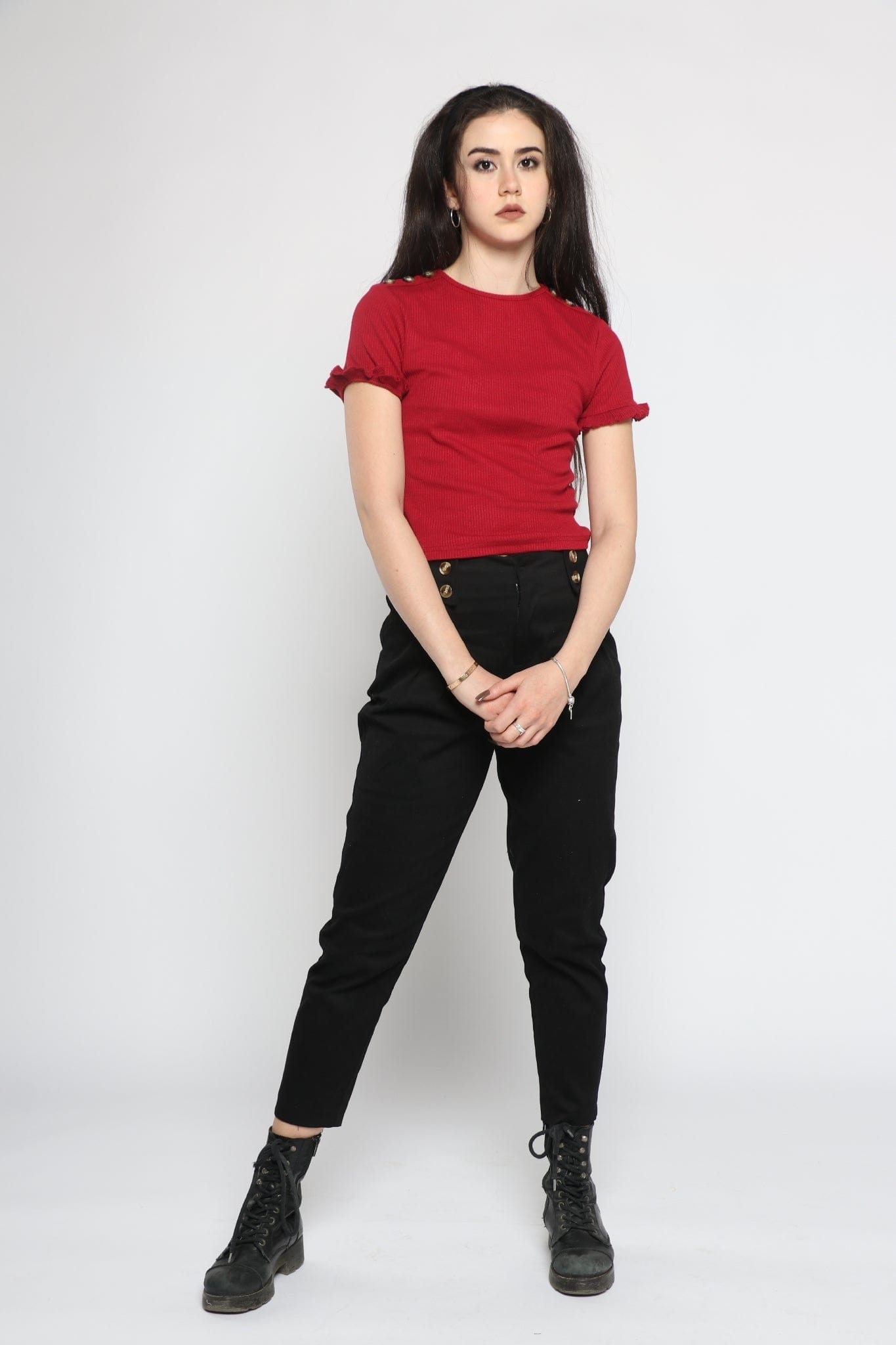 كيتشن بلوزة بأكمام قصيرة وكرانيش