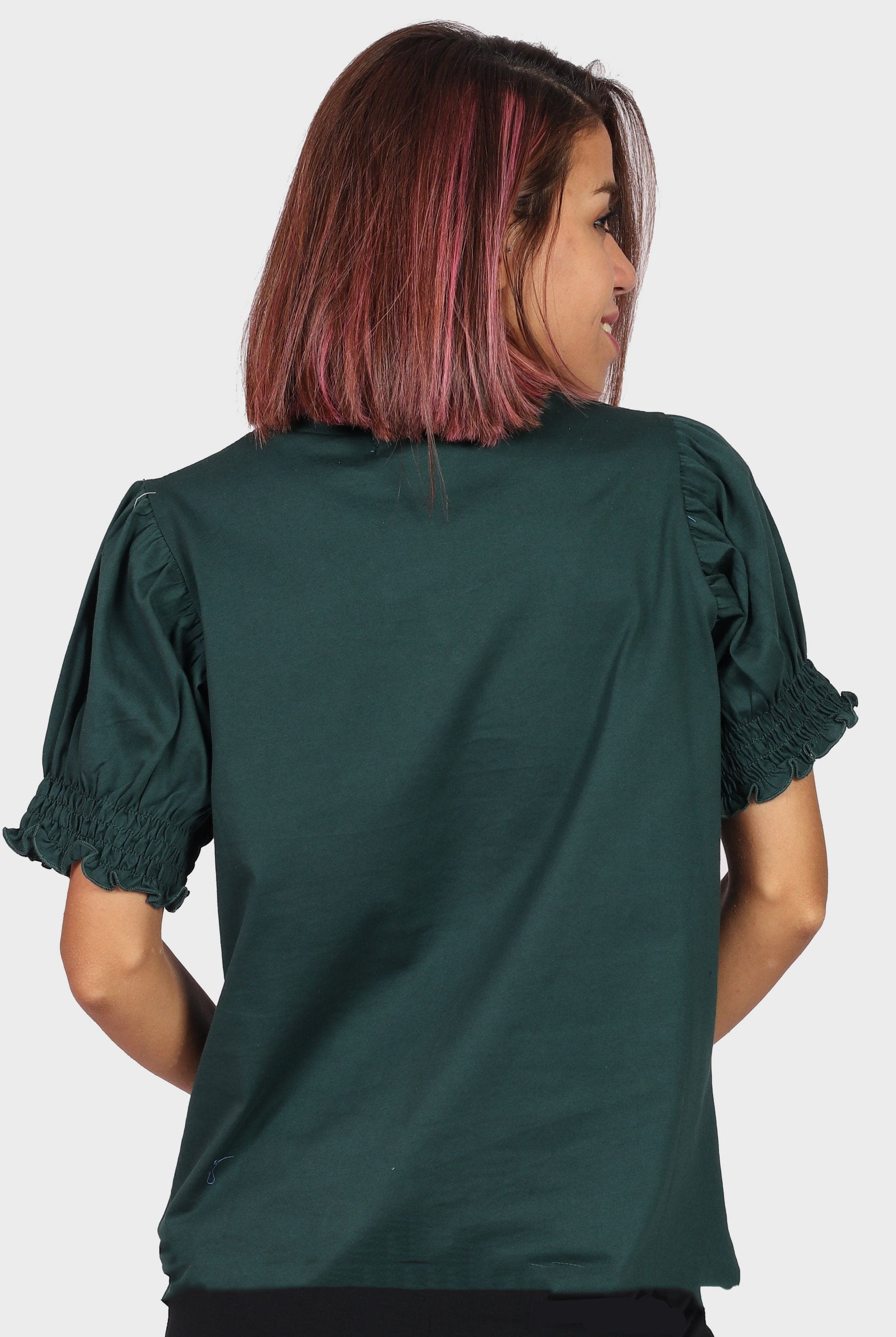 كيتشن بلوزة سادة نص كم بف نسائي