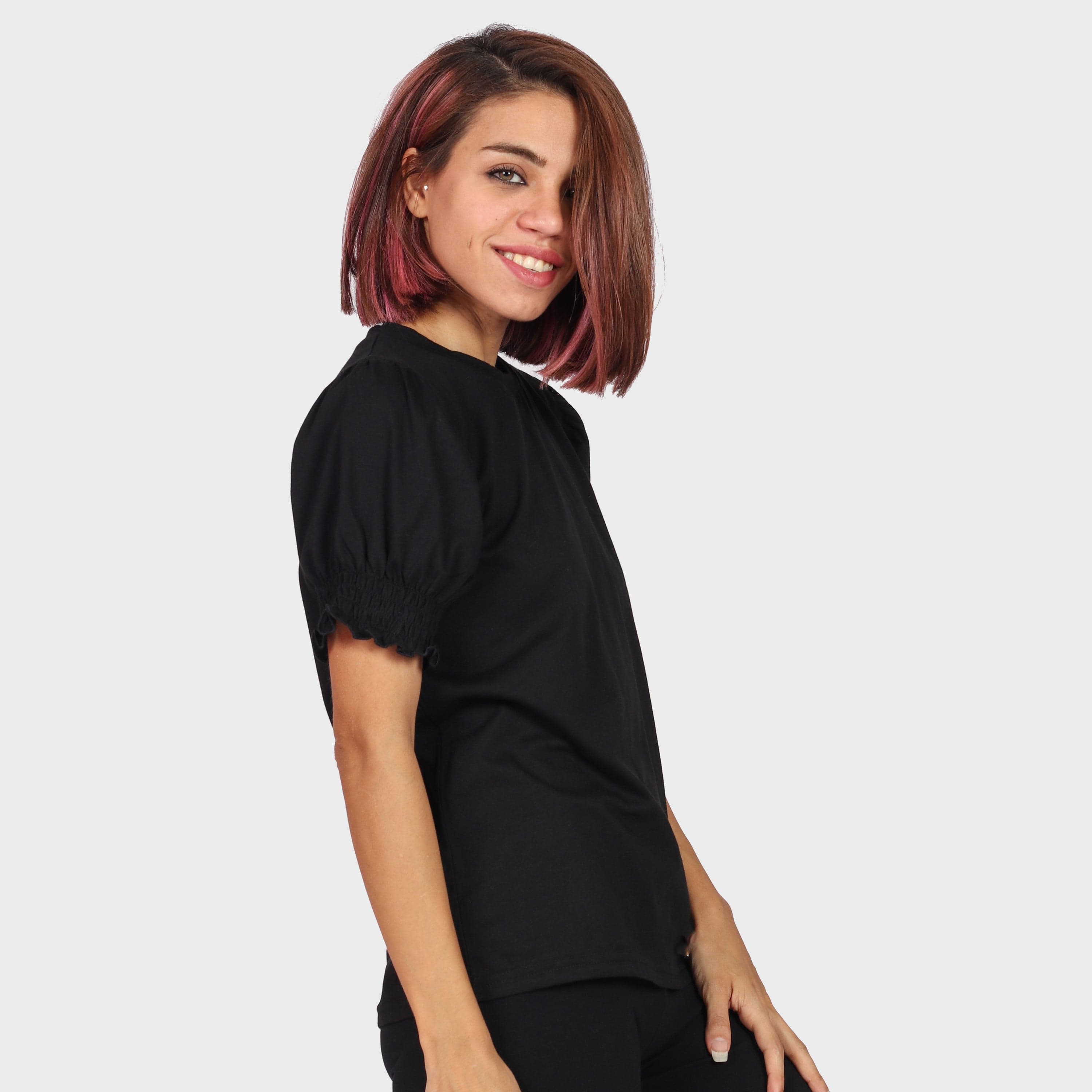 كيتشن بلوزة سادة نص كم بف نسائي