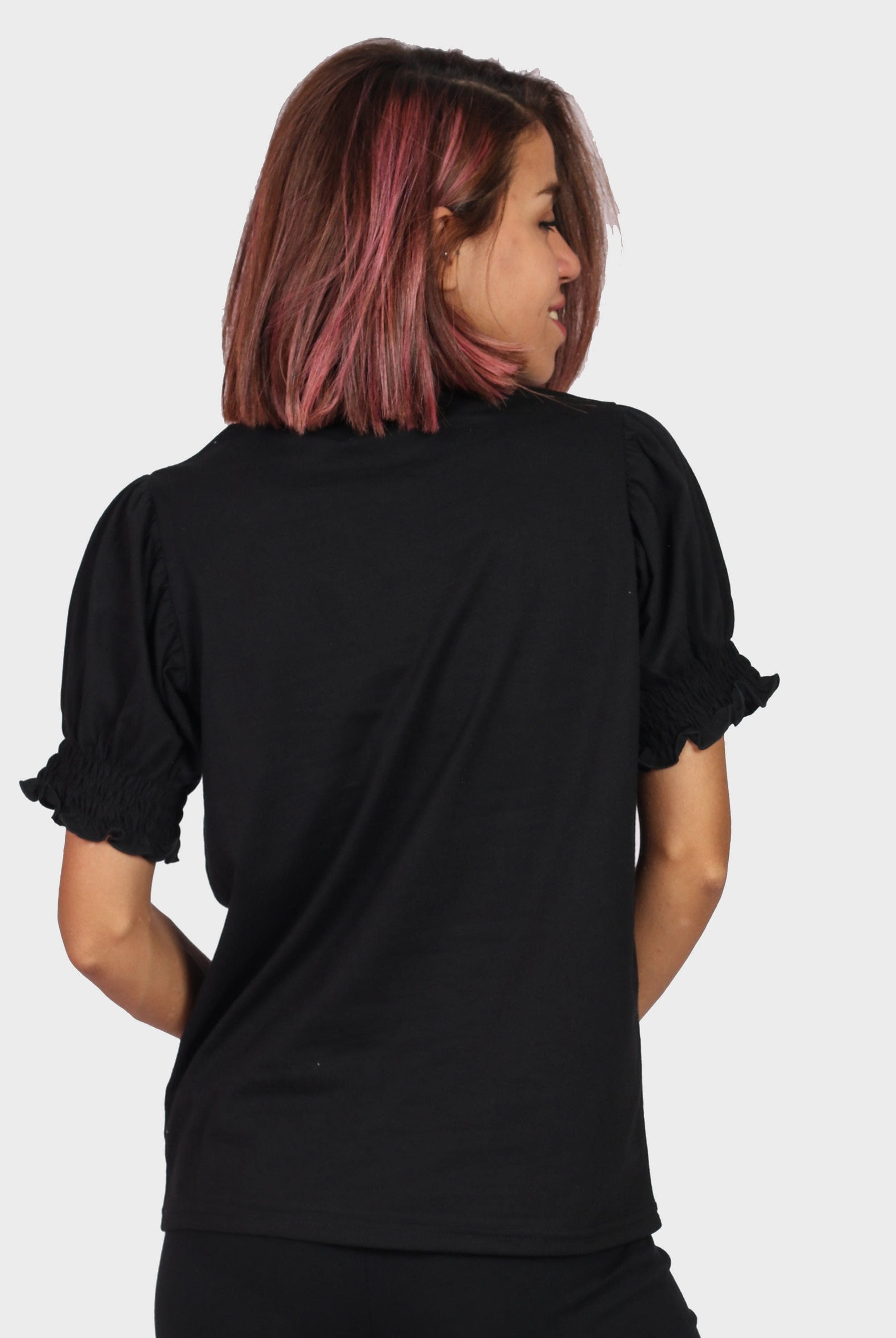 كيتشن بلوزة سادة نص كم بف نسائي