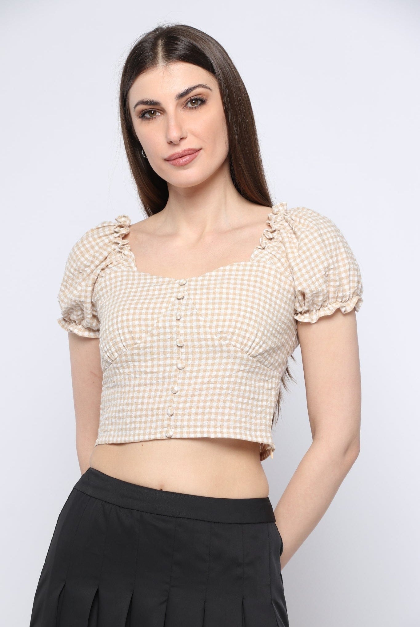 كيتشن بلوزة بأكمام قصيرة نص بطن بنمط مربع