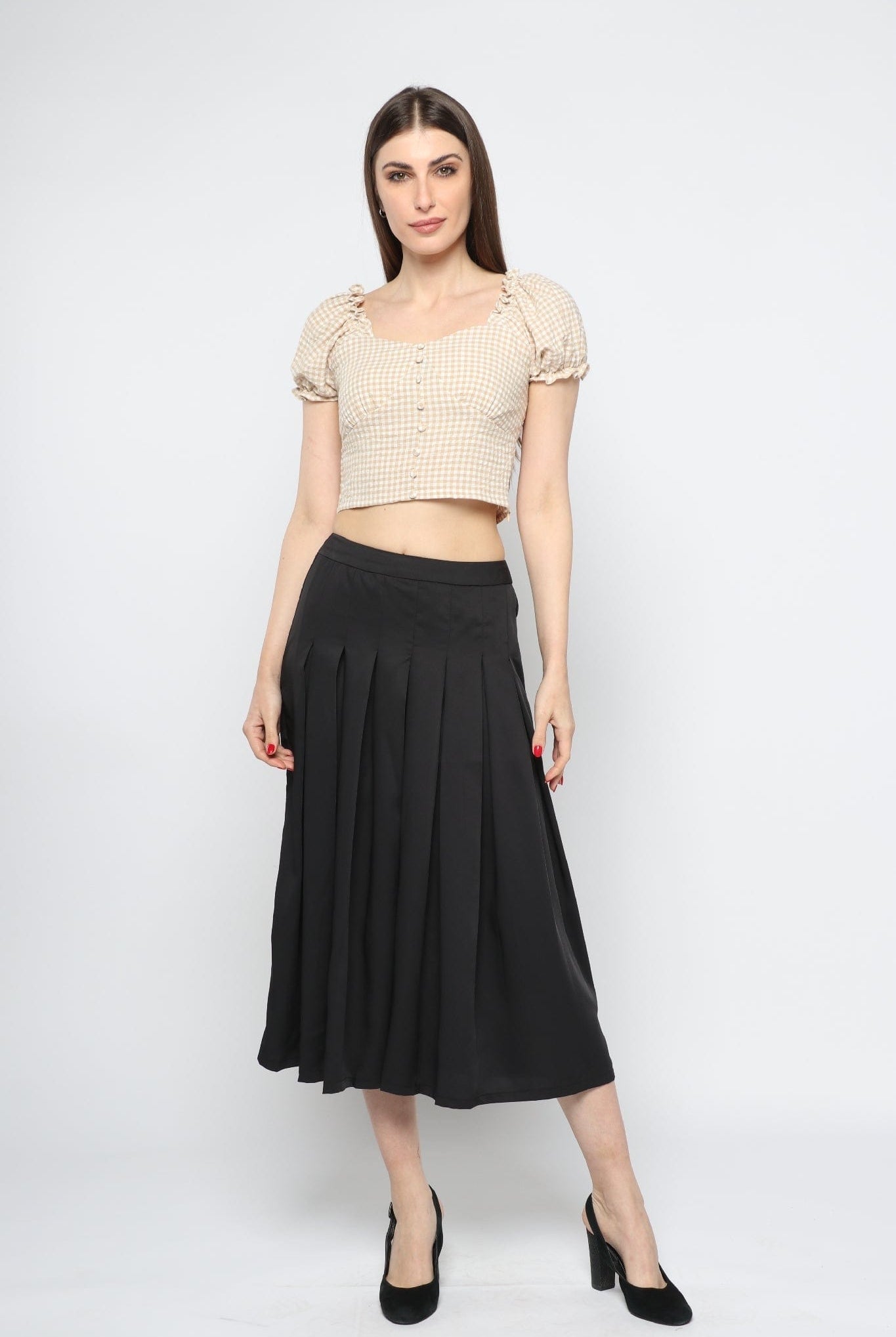 كيتشن بلوزة بأكمام قصيرة نص بطن بنمط مربع