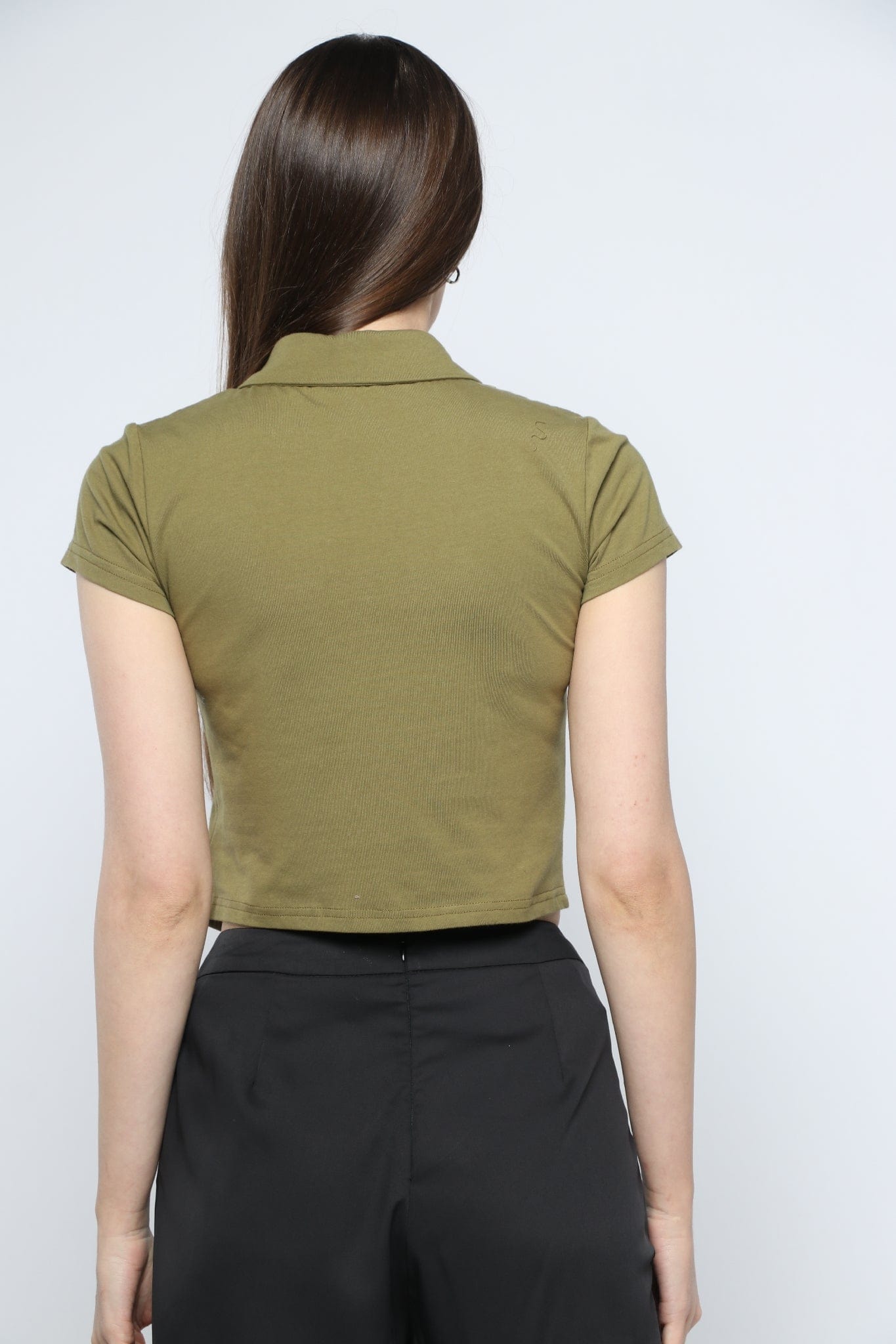 كيتشن بلوزة بأكمام قصيرة بأزرار أمامية