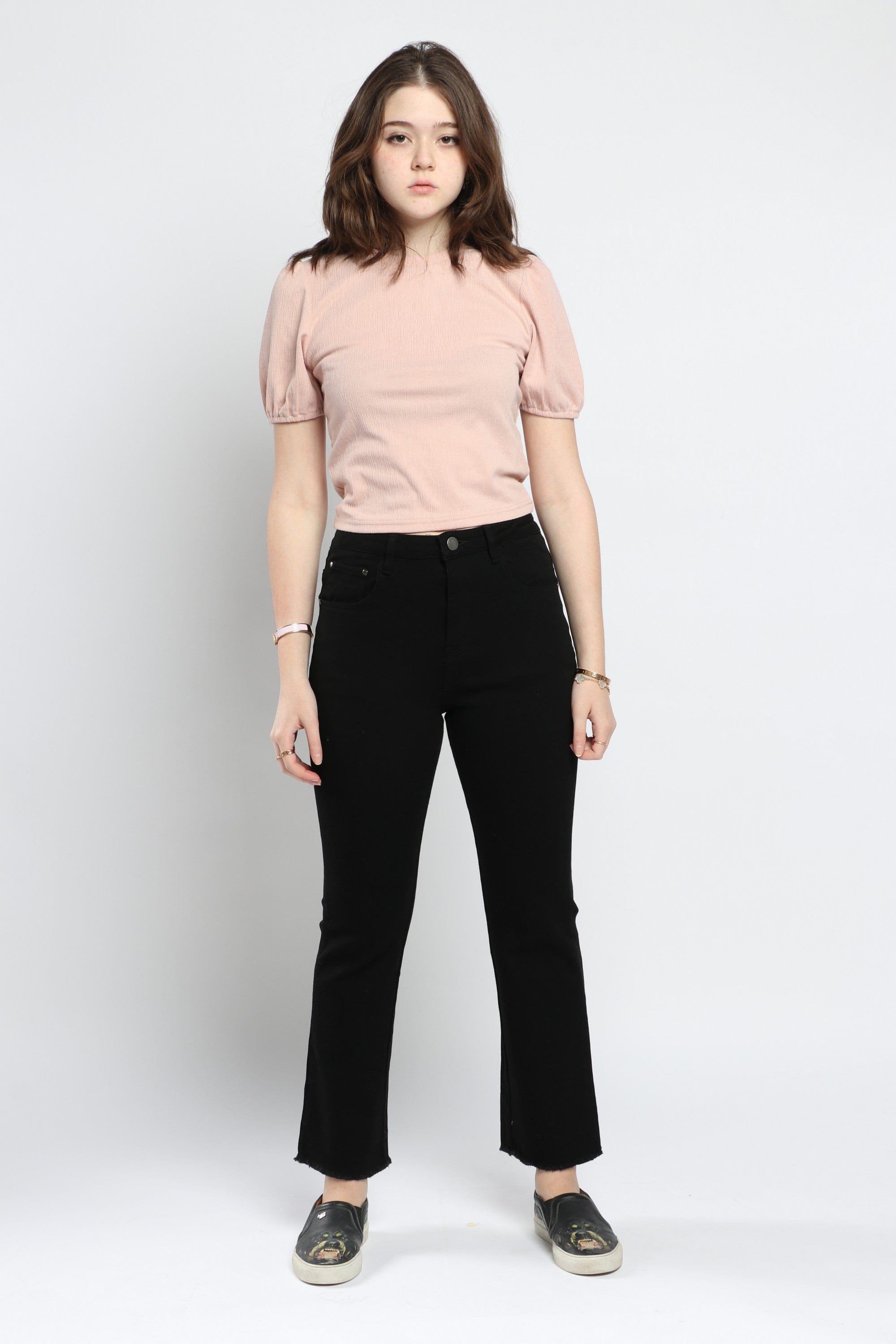 كيتشن بلوزة قصيرة الأكمام سادة كتف مرتفع