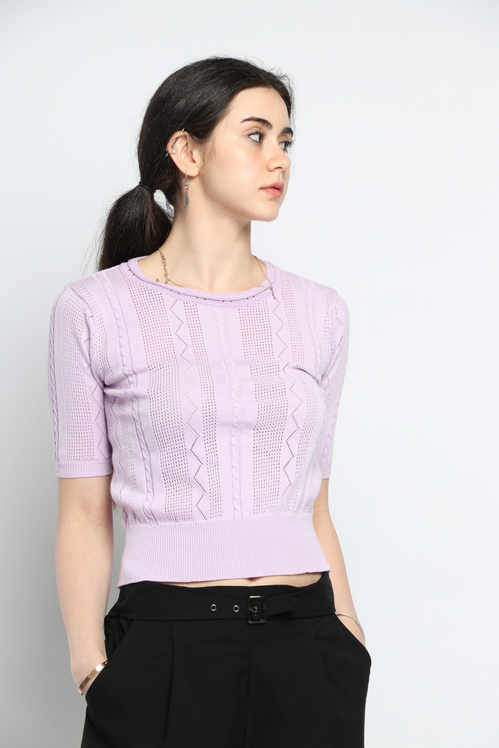 كيتشن بلوزة قصيرة الأكمام سادة مخرمة بأشكال