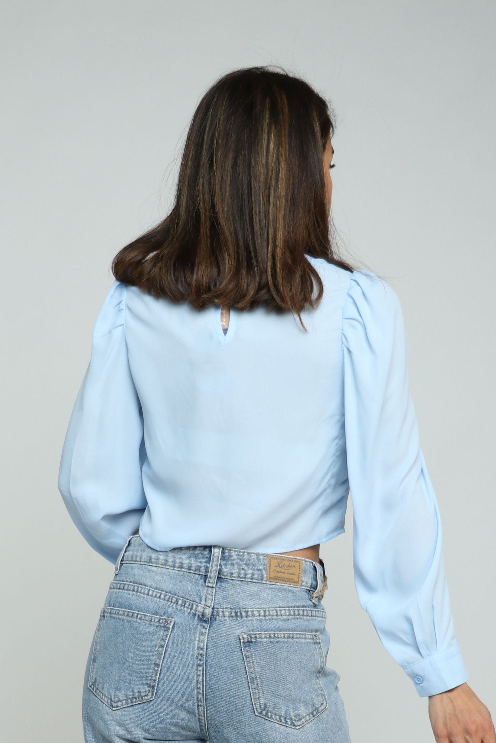 كيتشن بلوزة شيفون نص بطن بكم طويل نسائي