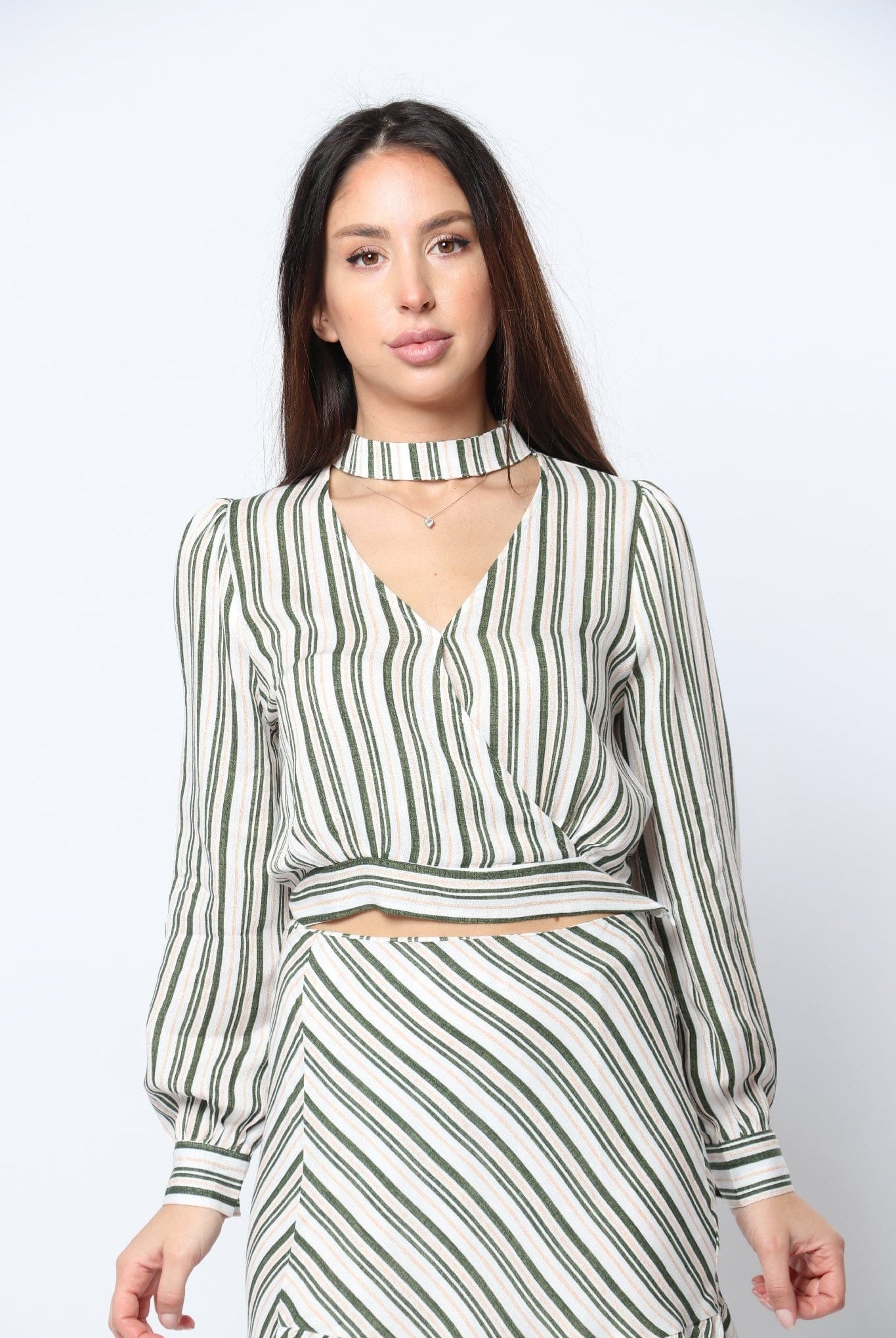 كيتشن بلوزة قصيرة مخططة بالطول كم طويل نسائي أخضر