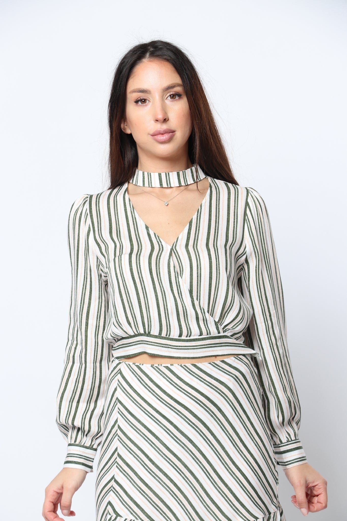 كيتشن بلوزة قصيرة مخططة بالطول كم طويل نسائي أخضر