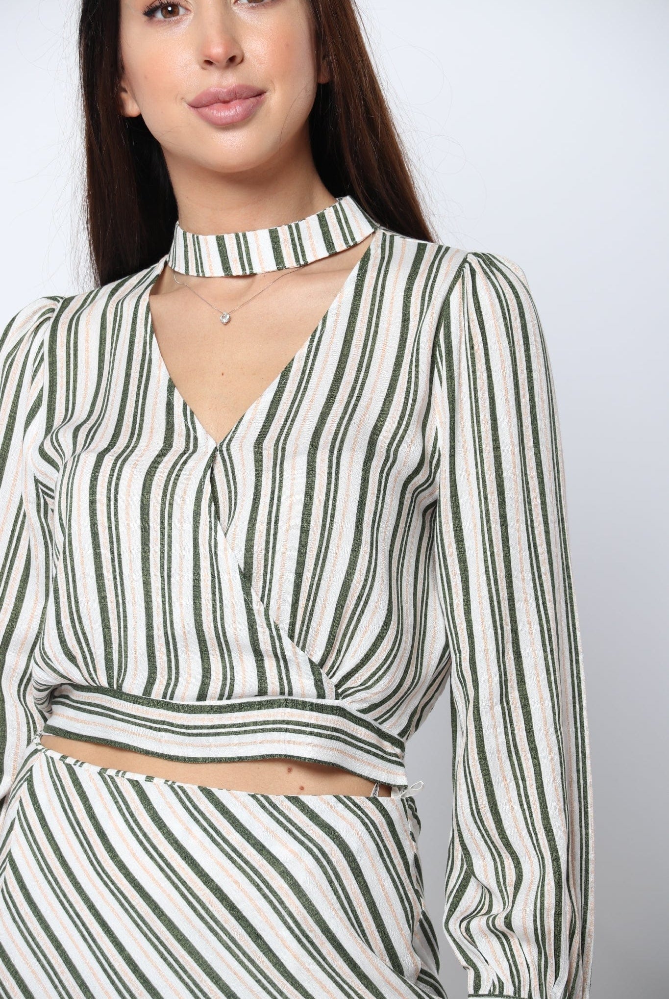 كيتشن بلوزة قصيرة مخططة بالطول كم طويل نسائي أخضر