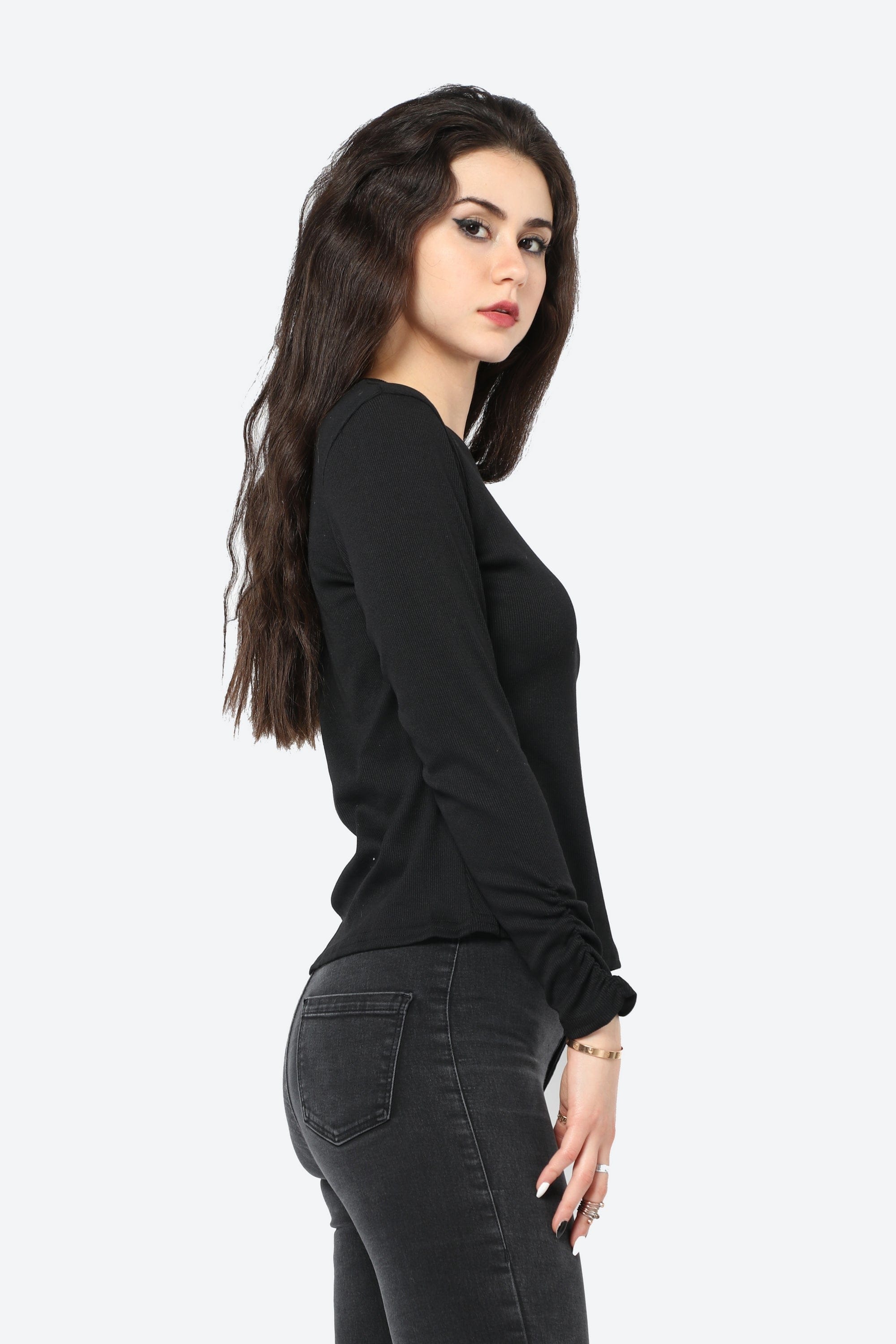 كيتشن بلوزة سادة مضلعة بكم طويل نسائي