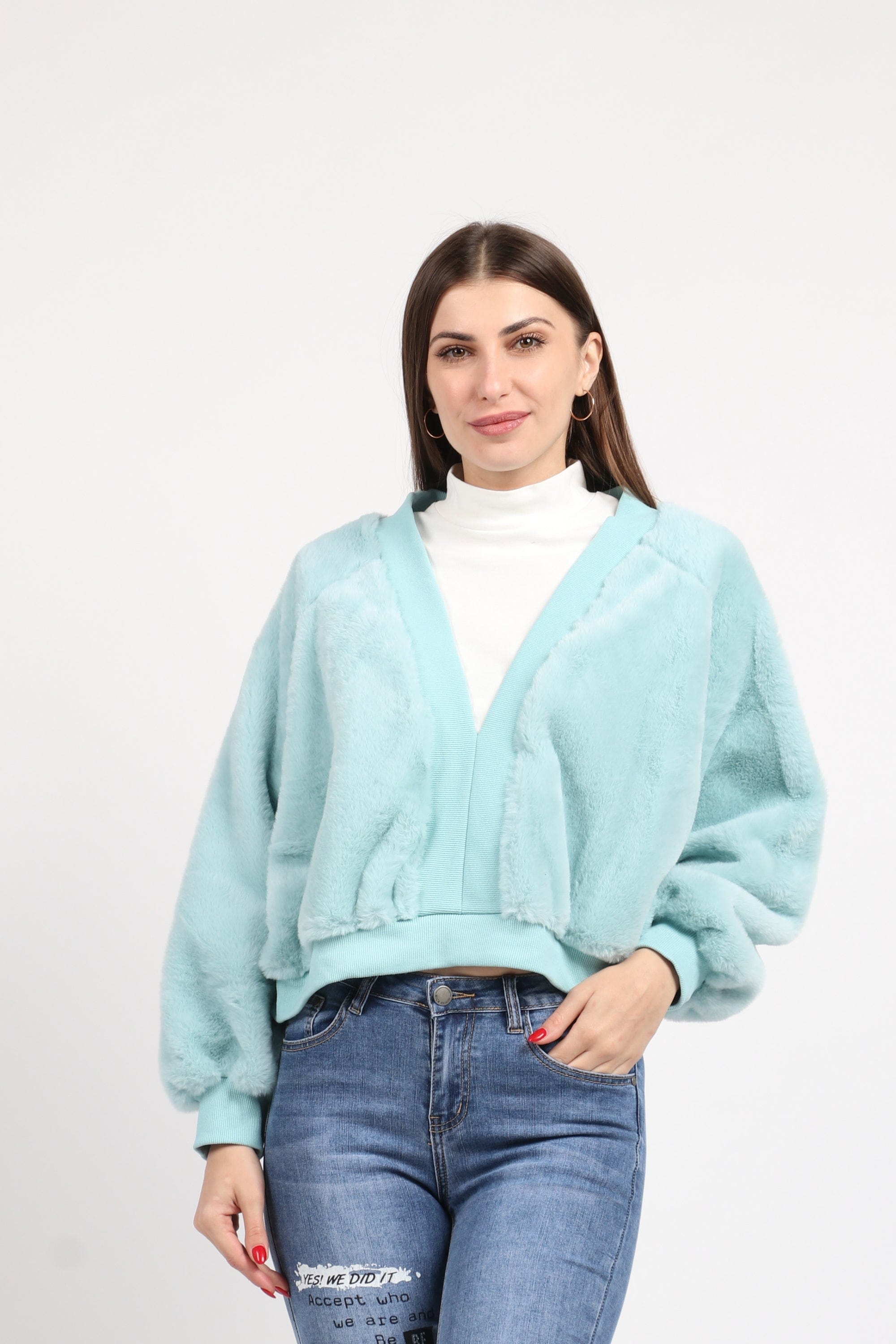 كيتشن بلوزة فرو مفتوح من الصدر كم طويل نسائي أخضر فاتح