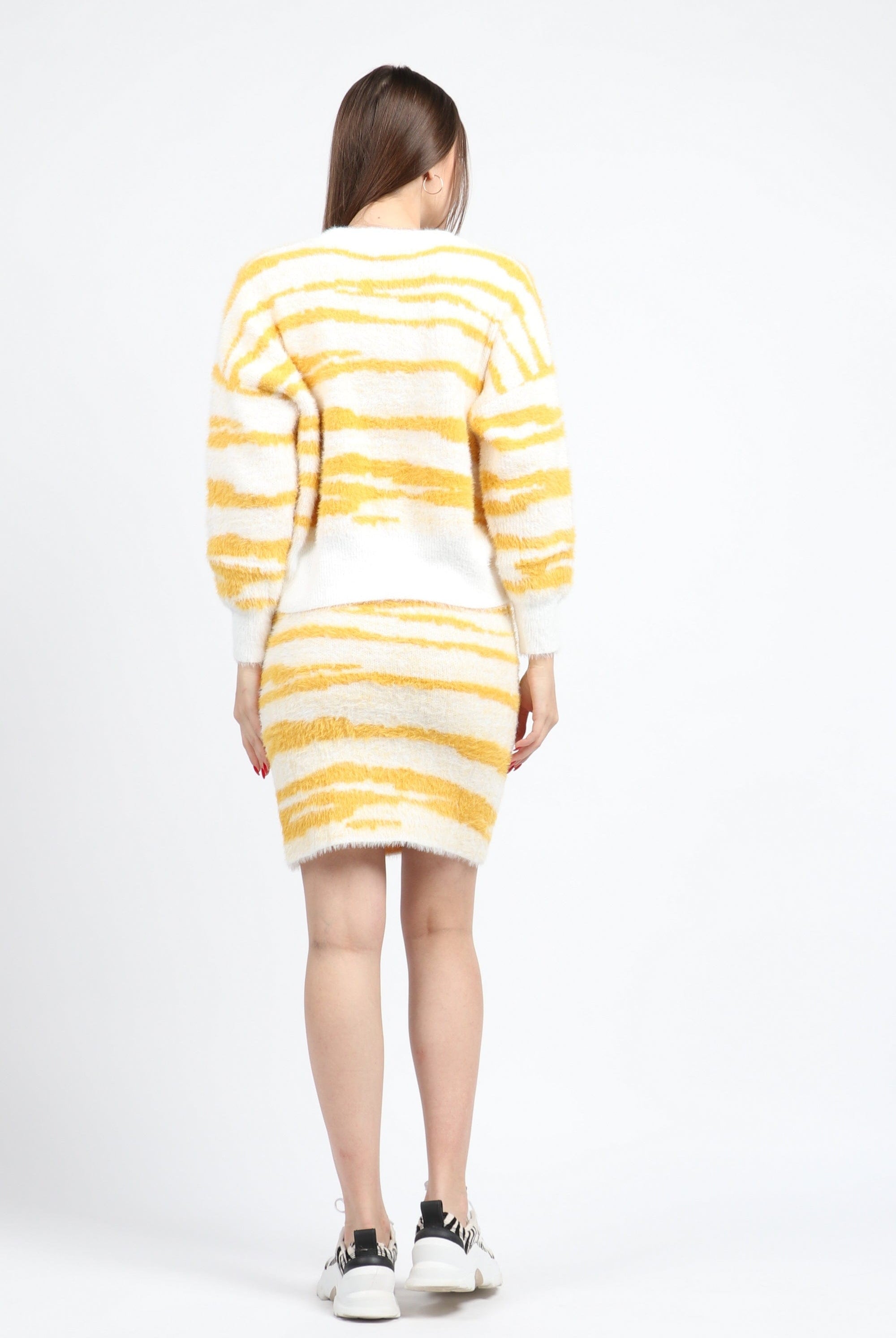 كيتشن بلوزة مخططة عريض ناعمة بكم طويل نسائي أصفر