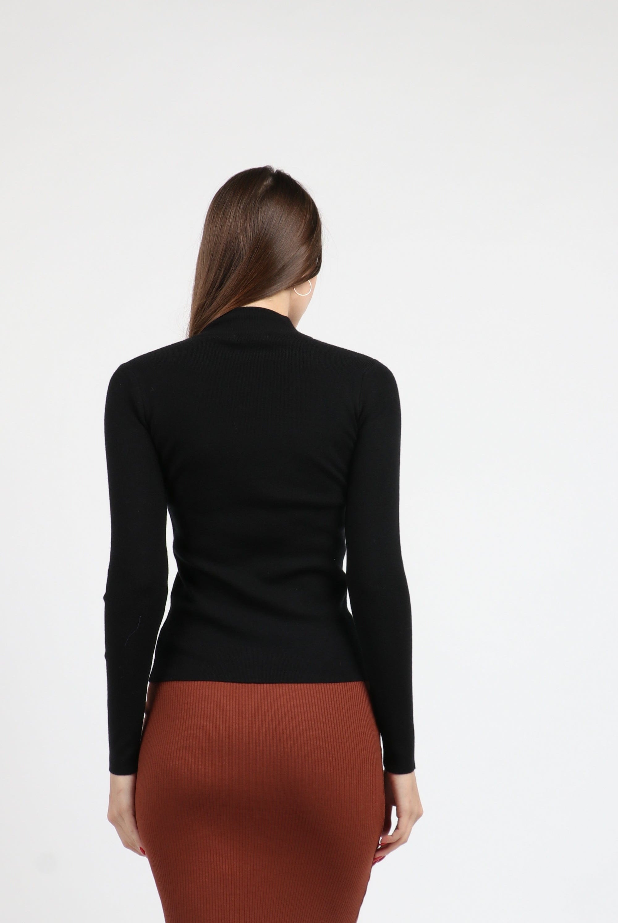 كيتشن بلوفر ضيق مضلع برقبة كم طويل نسائي