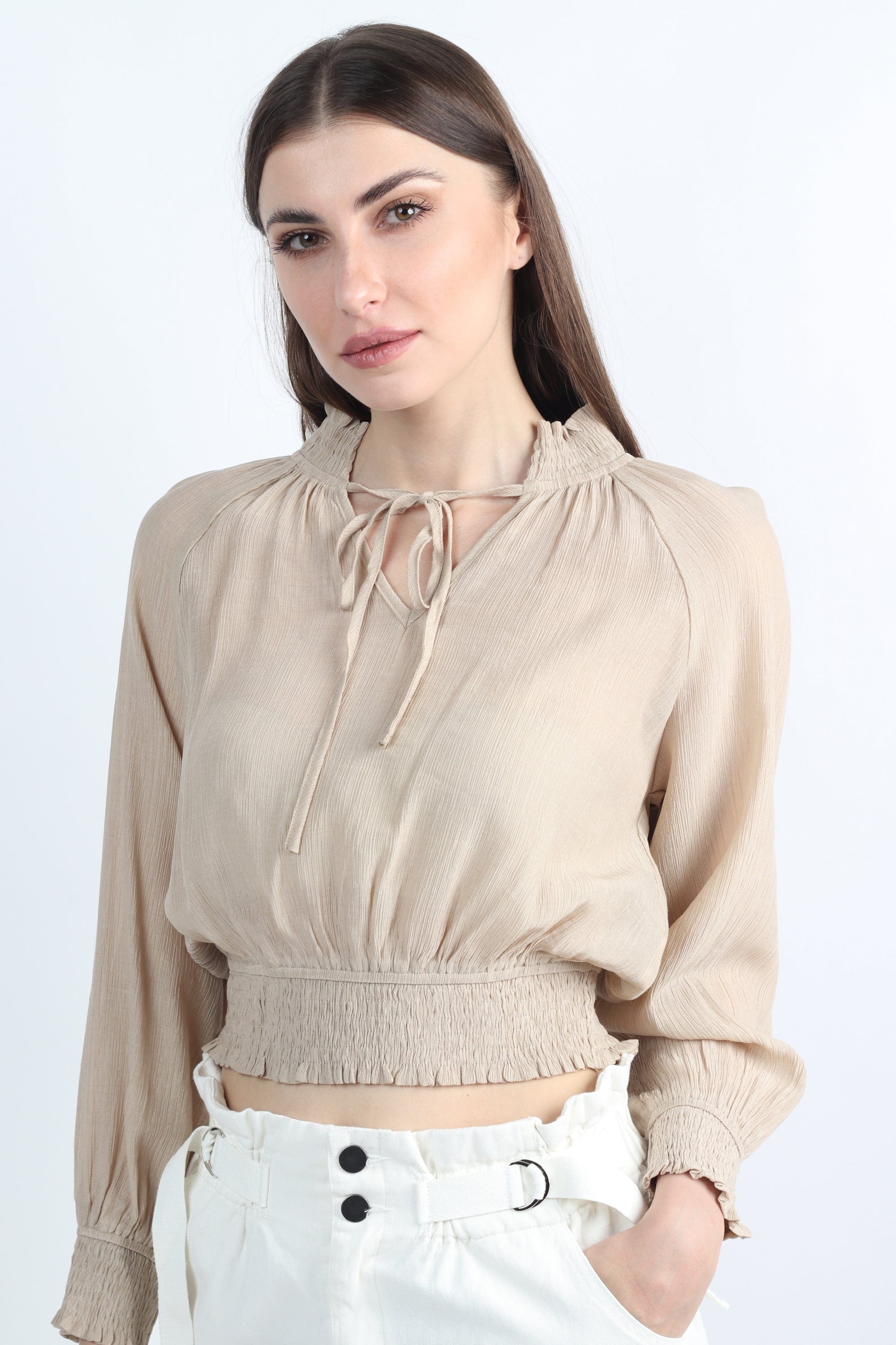 كيتشن بلوزة بأكمام طويلة نص بطن برباط على الرقبة