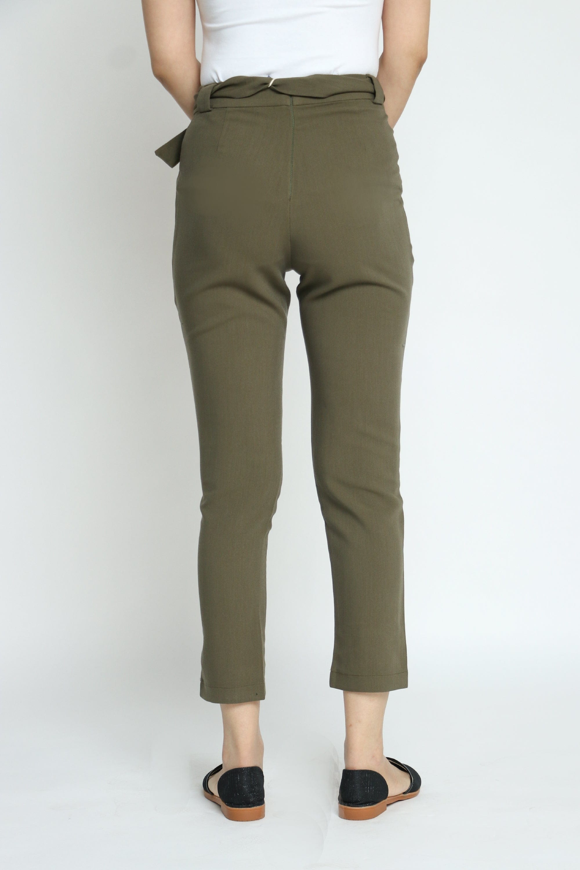 كيتشن بنطلون كلاسيك ضيق مع حزام طويل نسائي