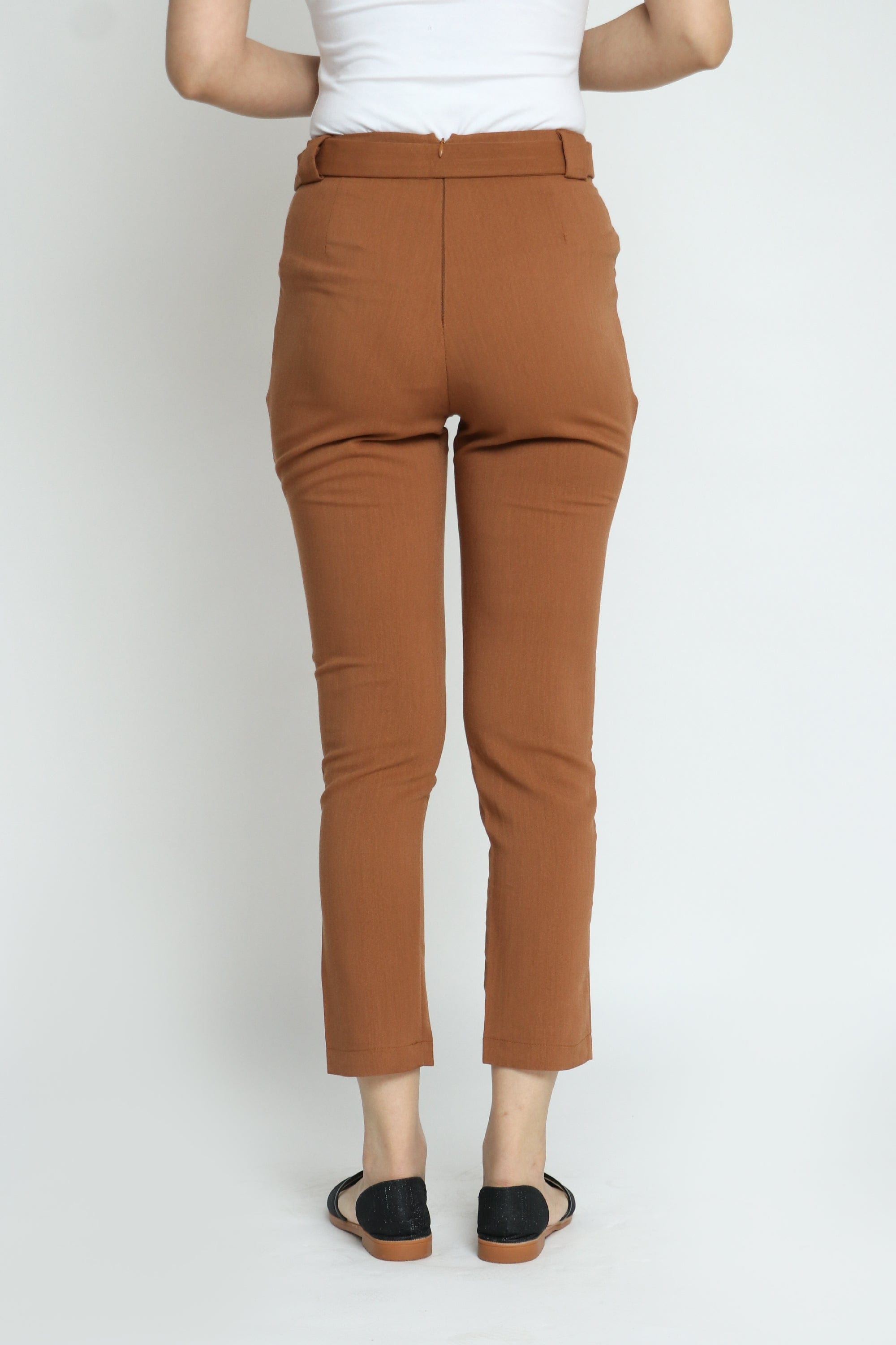 كيتشن بنطلون كلاسيك ضيق مع حزام طويل نسائي