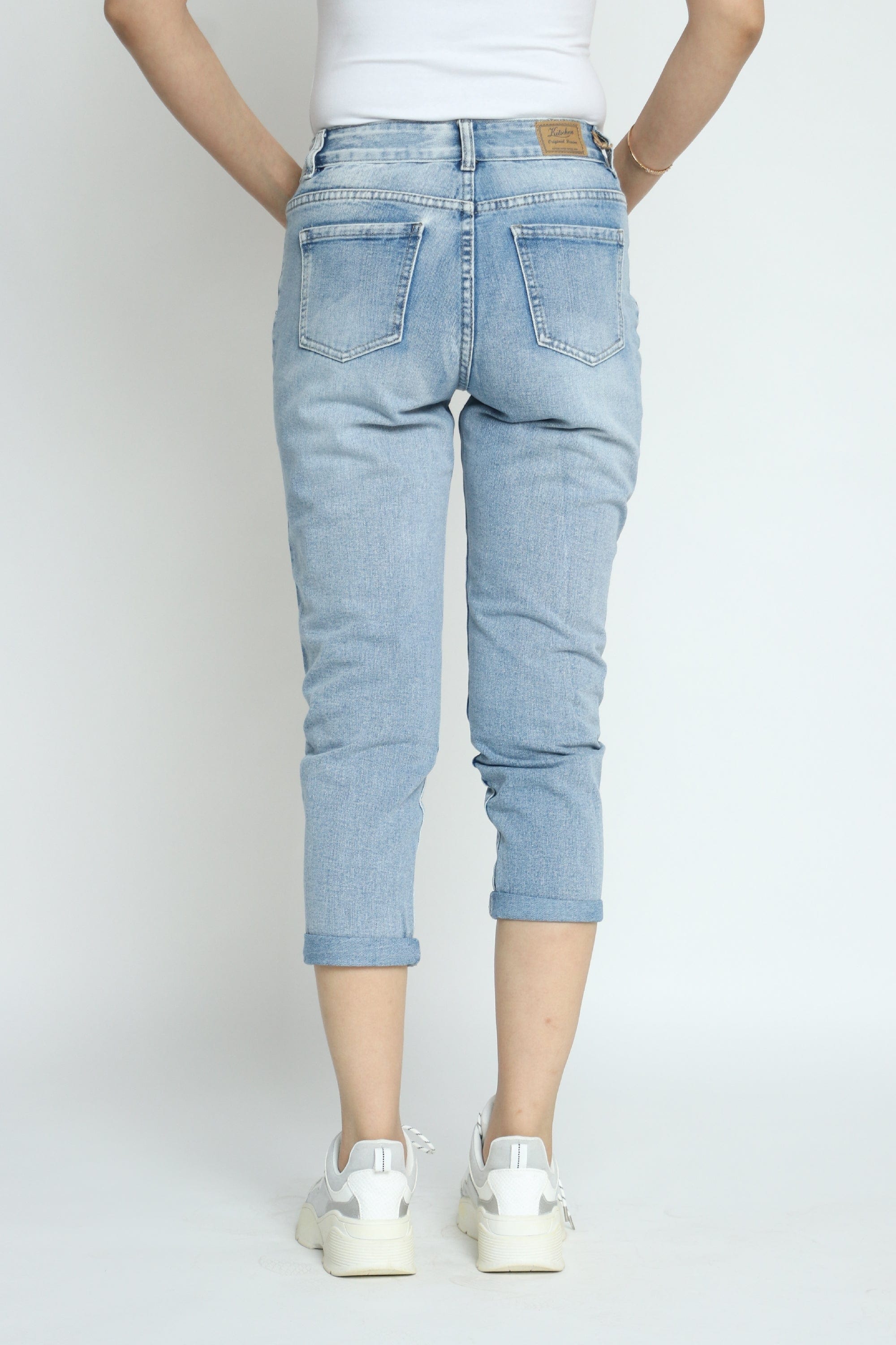 كيتشن بنطلون جينز قصير نسائي