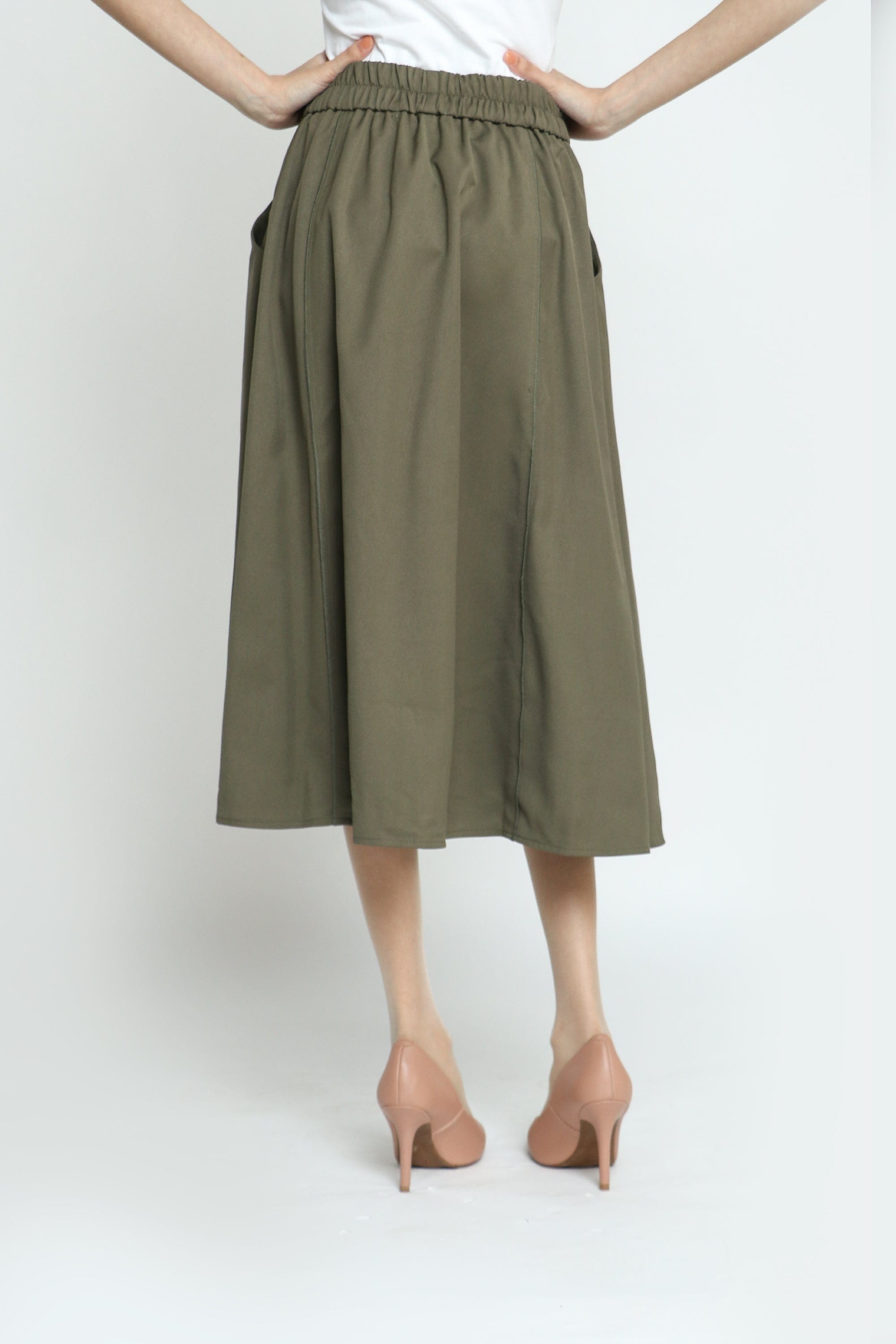 كيتشن تنورة ميدي سادة واسعة