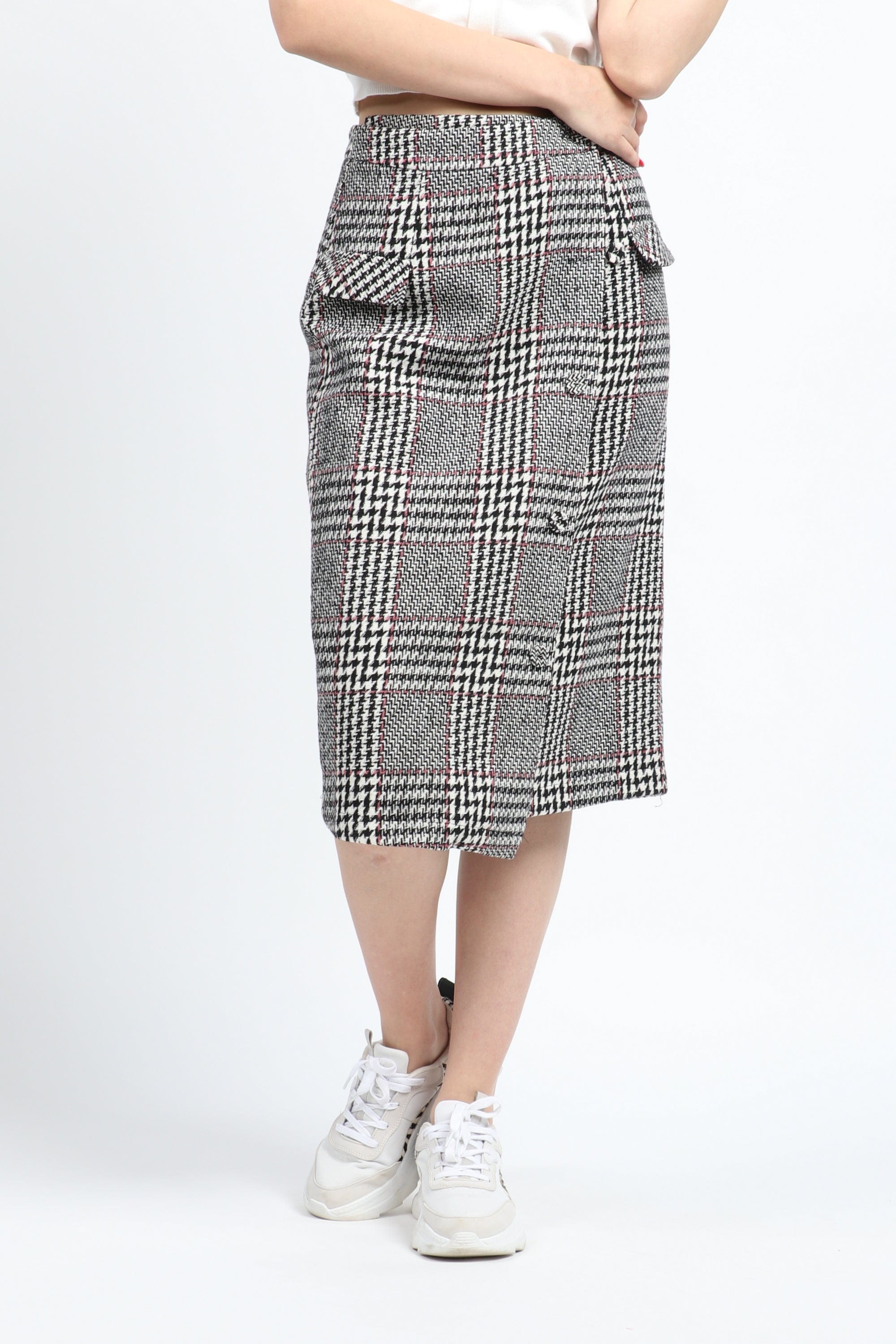 كيتشن تنورة ميدي مربعات