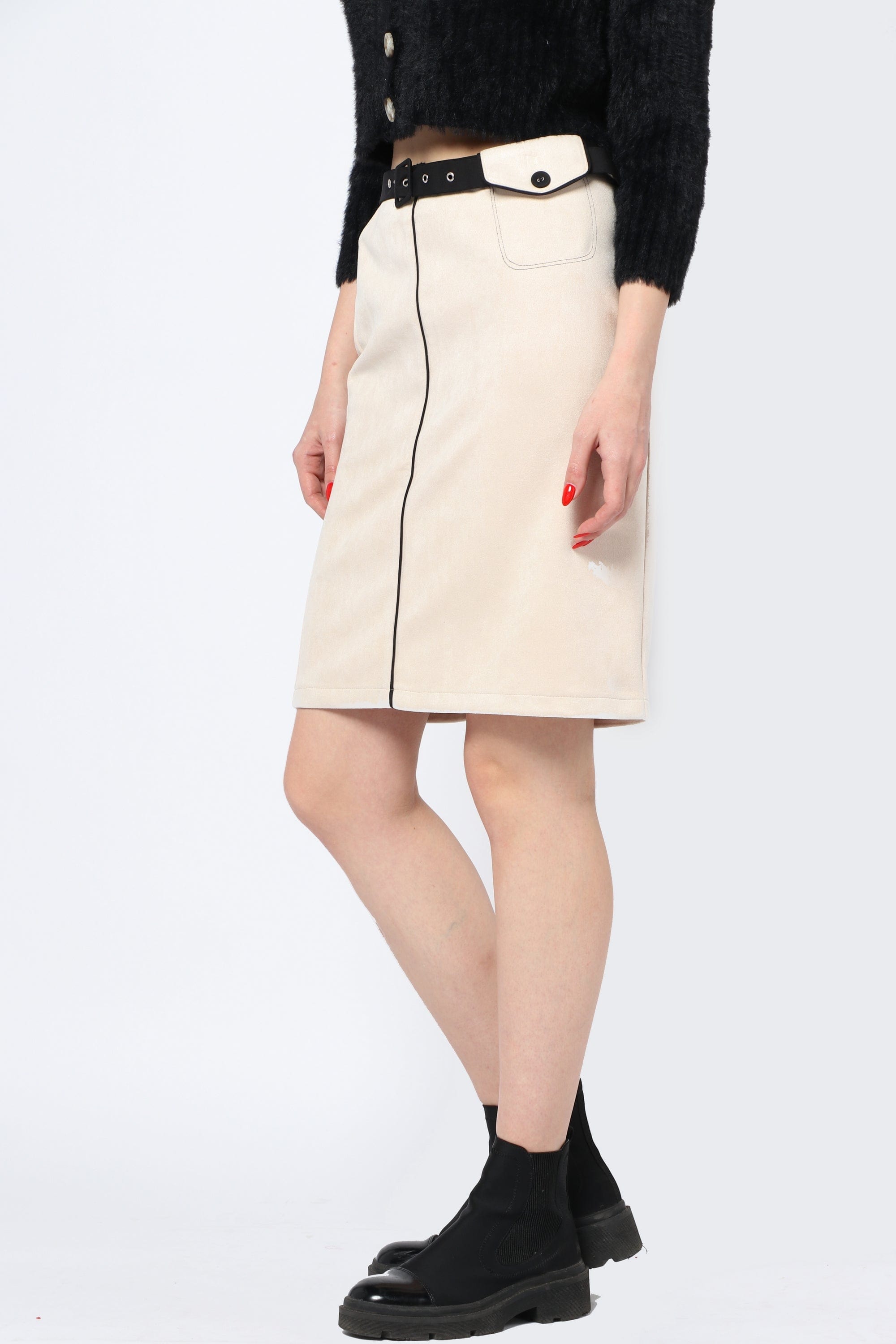 كيتشن تنورة قصيرة شمواه بحزام خصر