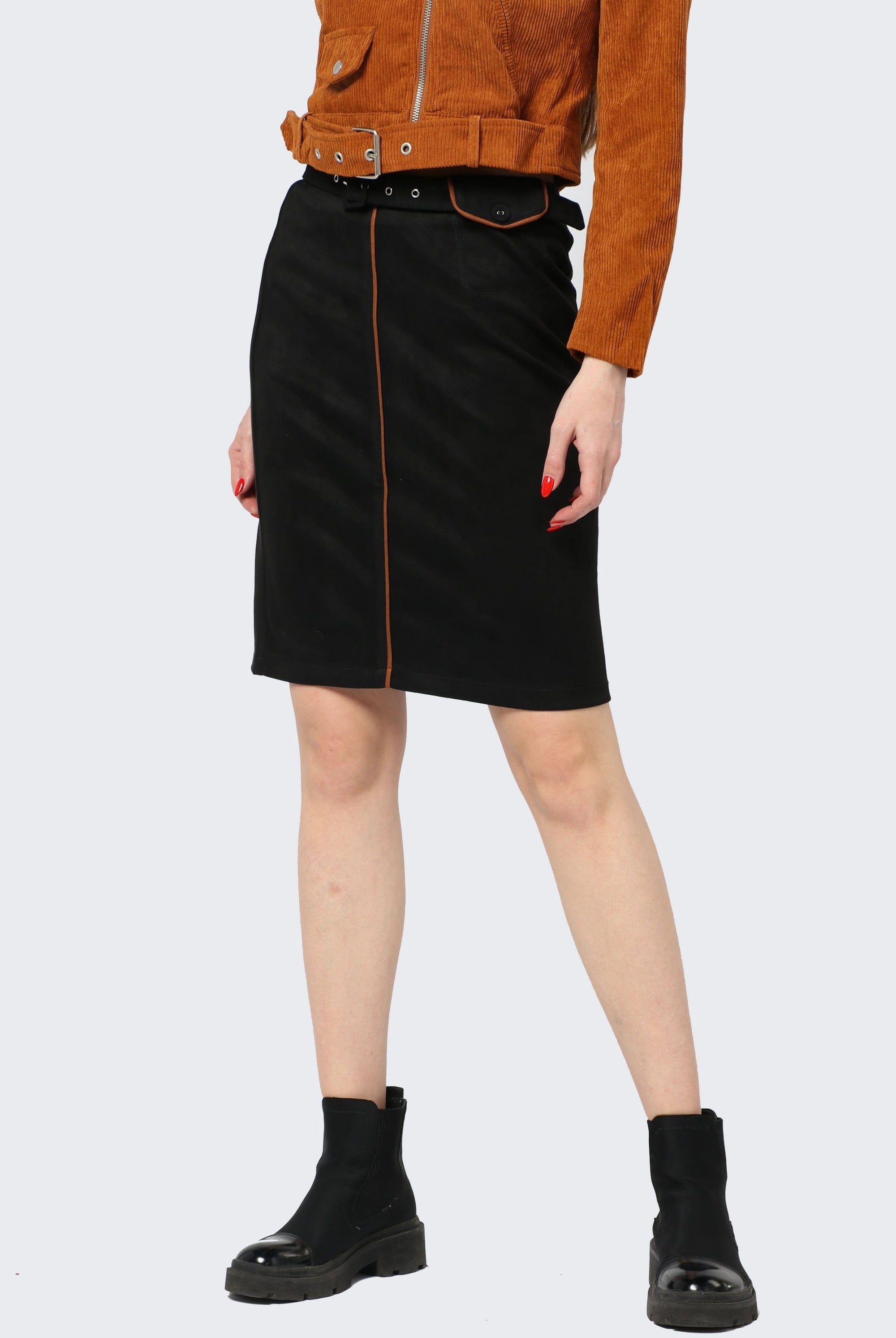 كيتشن تنورة قصيرة شمواه بحزام خصر