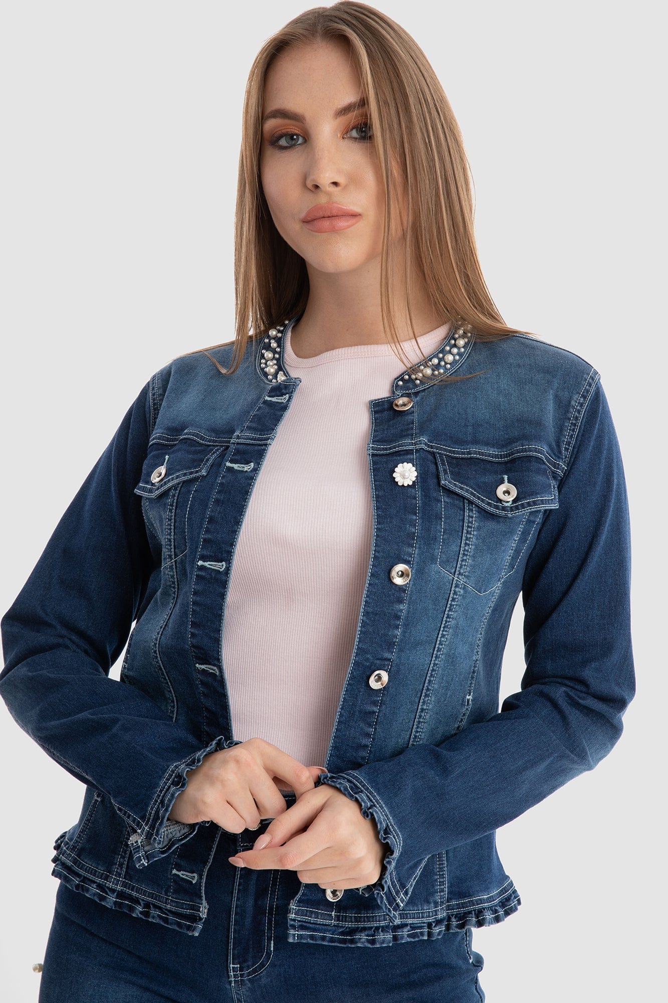 داليدرس جاكيت قصير جينز بأزرار أمامية أزرق فاتح