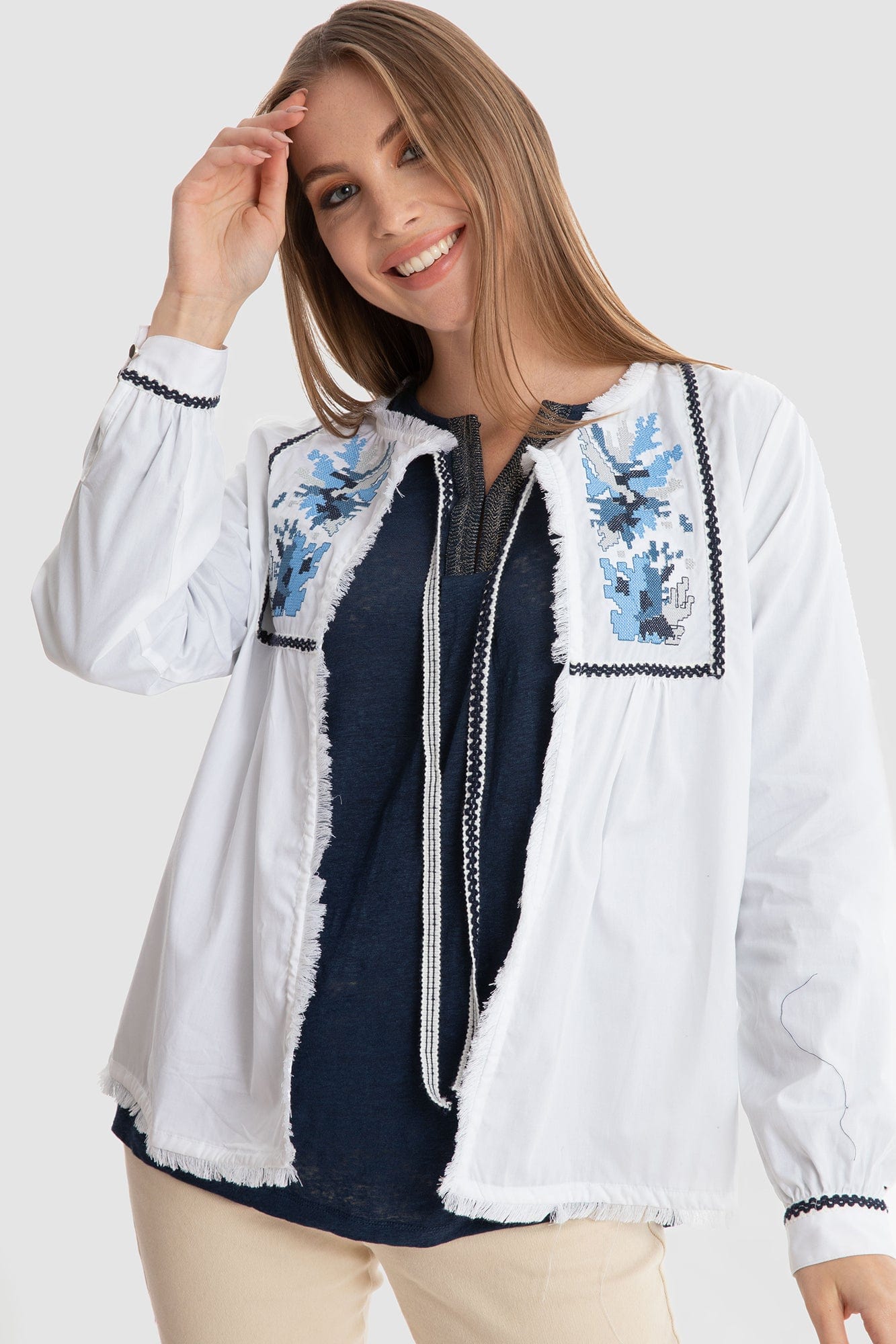 داليدرس جاكيت قصير مشجر من الأمام كم طويل نسائي أبيض/متعدد الألوان