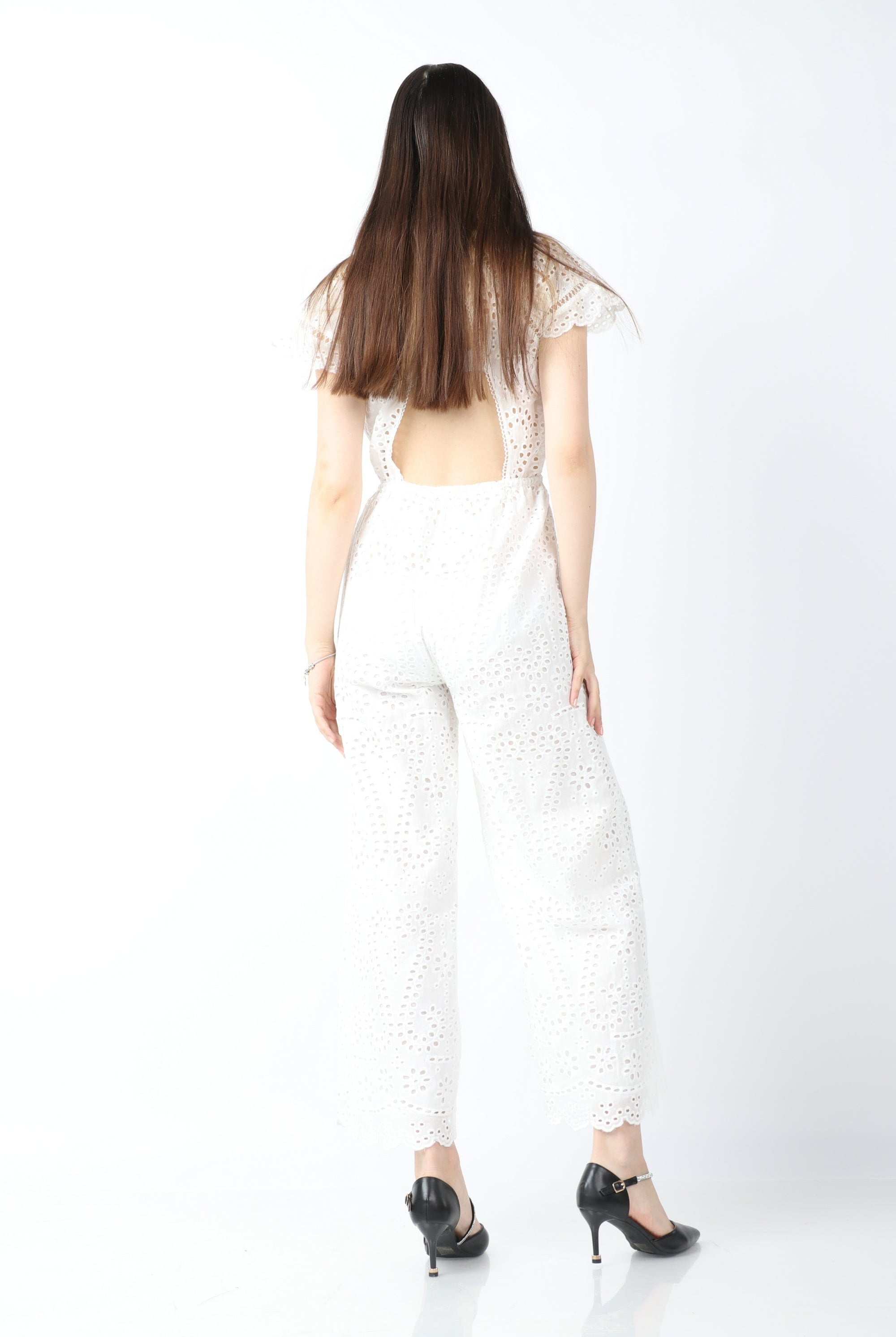 داليدرس جمبسوت نسائي مخرم كم قصير نسائي أبيض