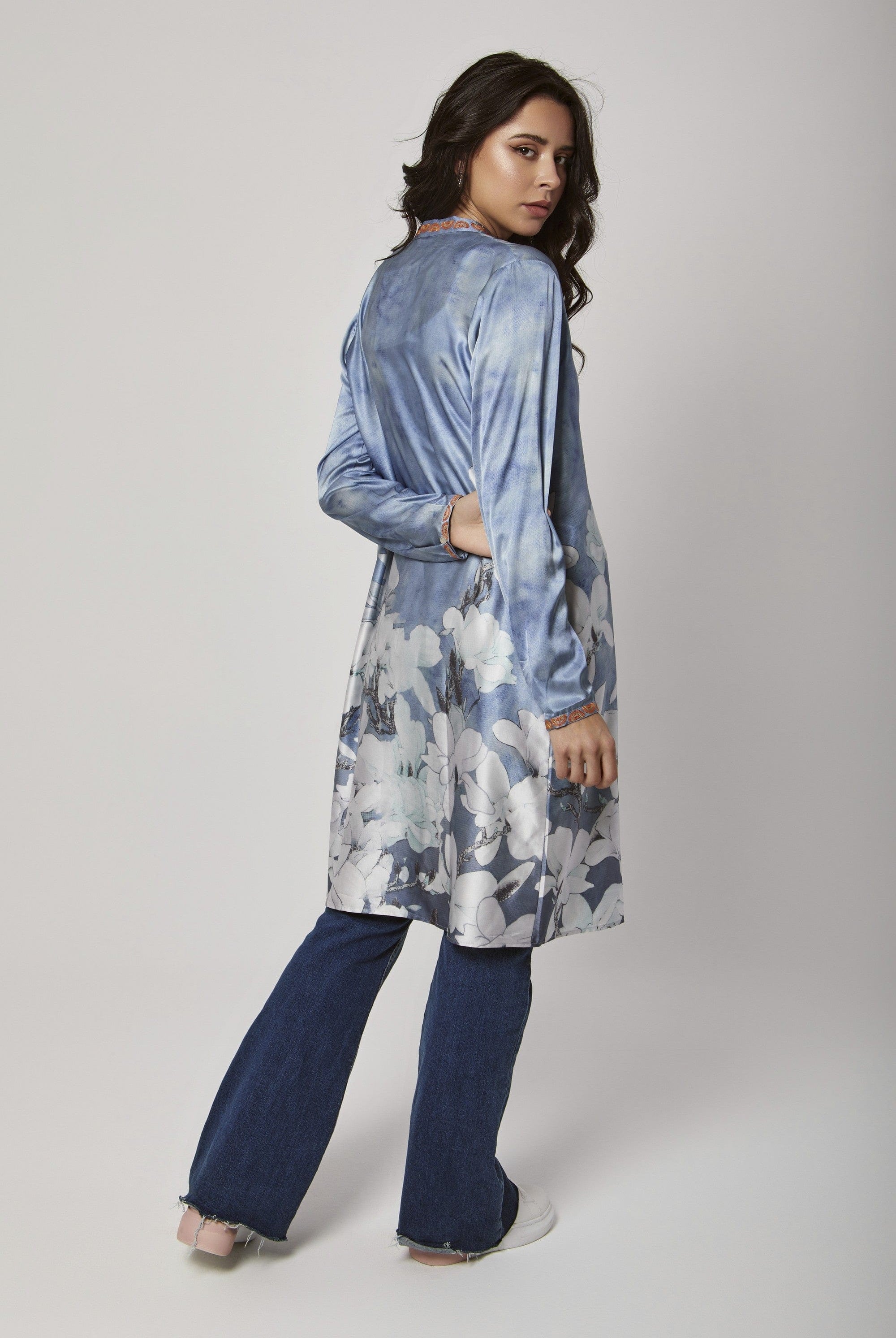 داليدرس فستان قصير ناعم مشجر كم طويل أزرق