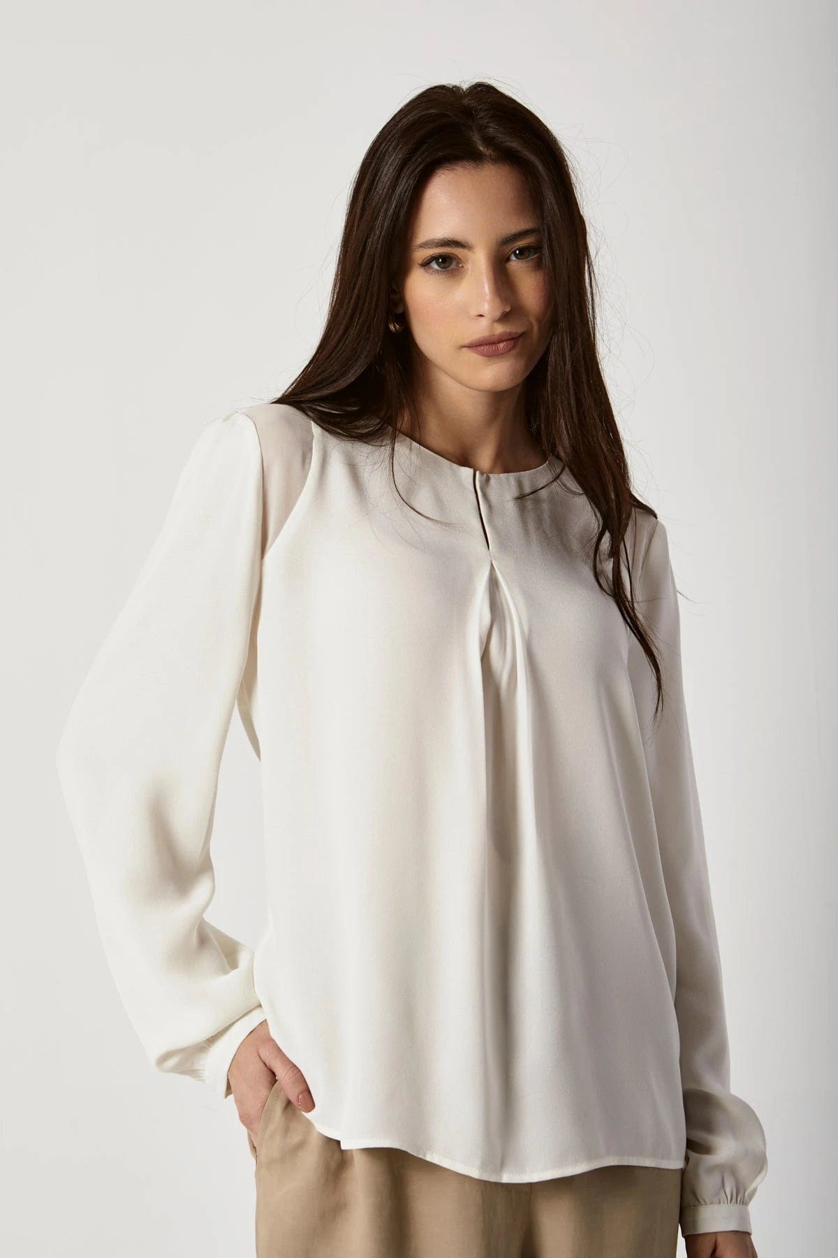 داليدرس بلوزة سادة كم طويل نسائي