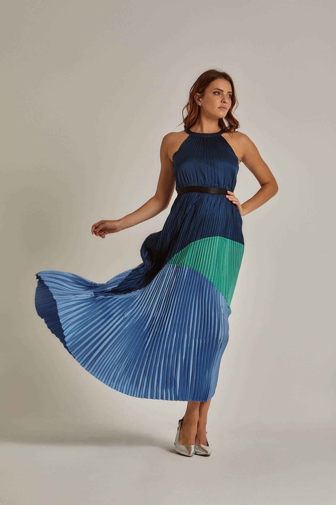 داليدرس فستان طويل سهرة بيليسيه حمالات متعدد الألوان