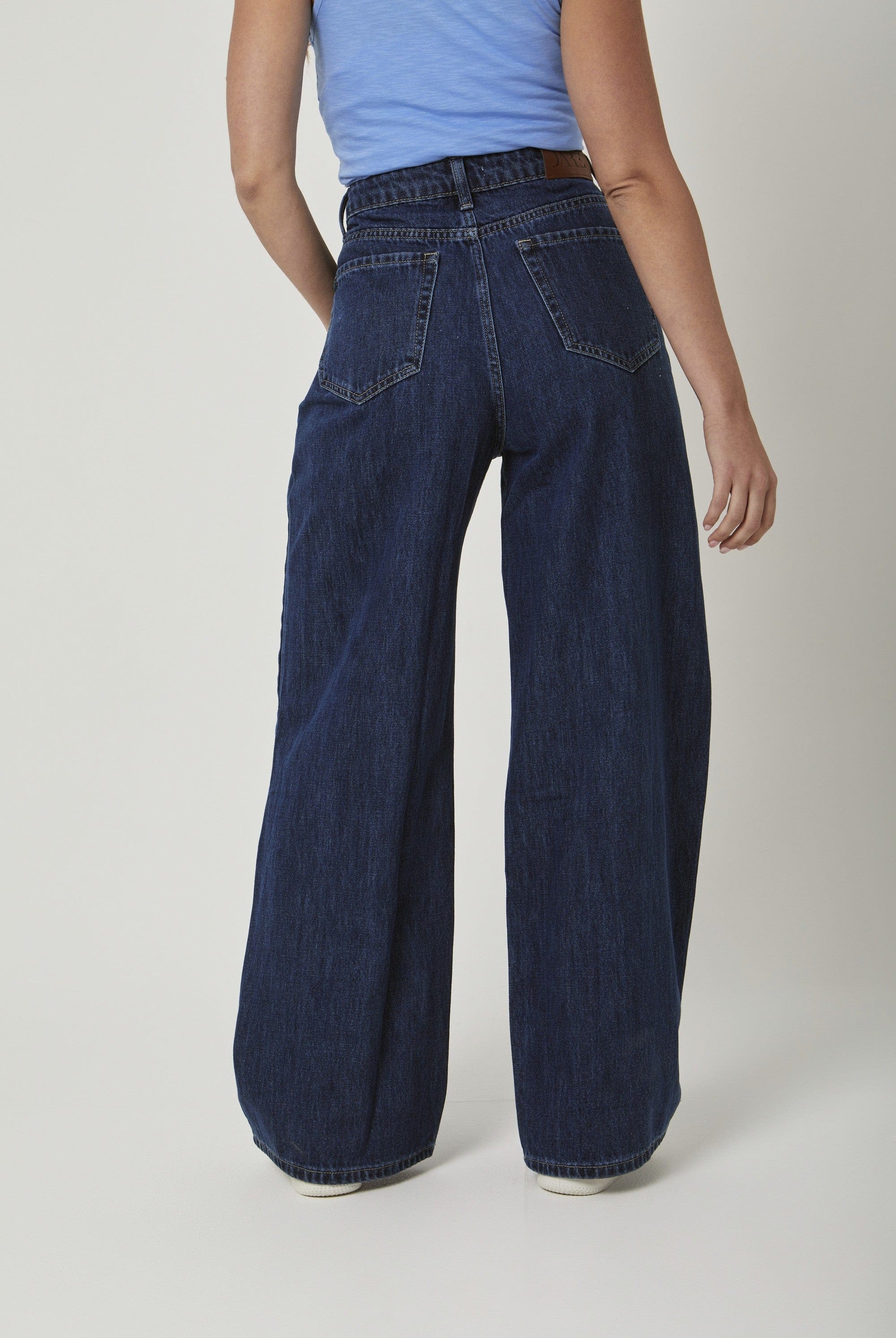 داليدرس بنطلون جينز واسع خصر مرتفع نسائي أزرق فاتح