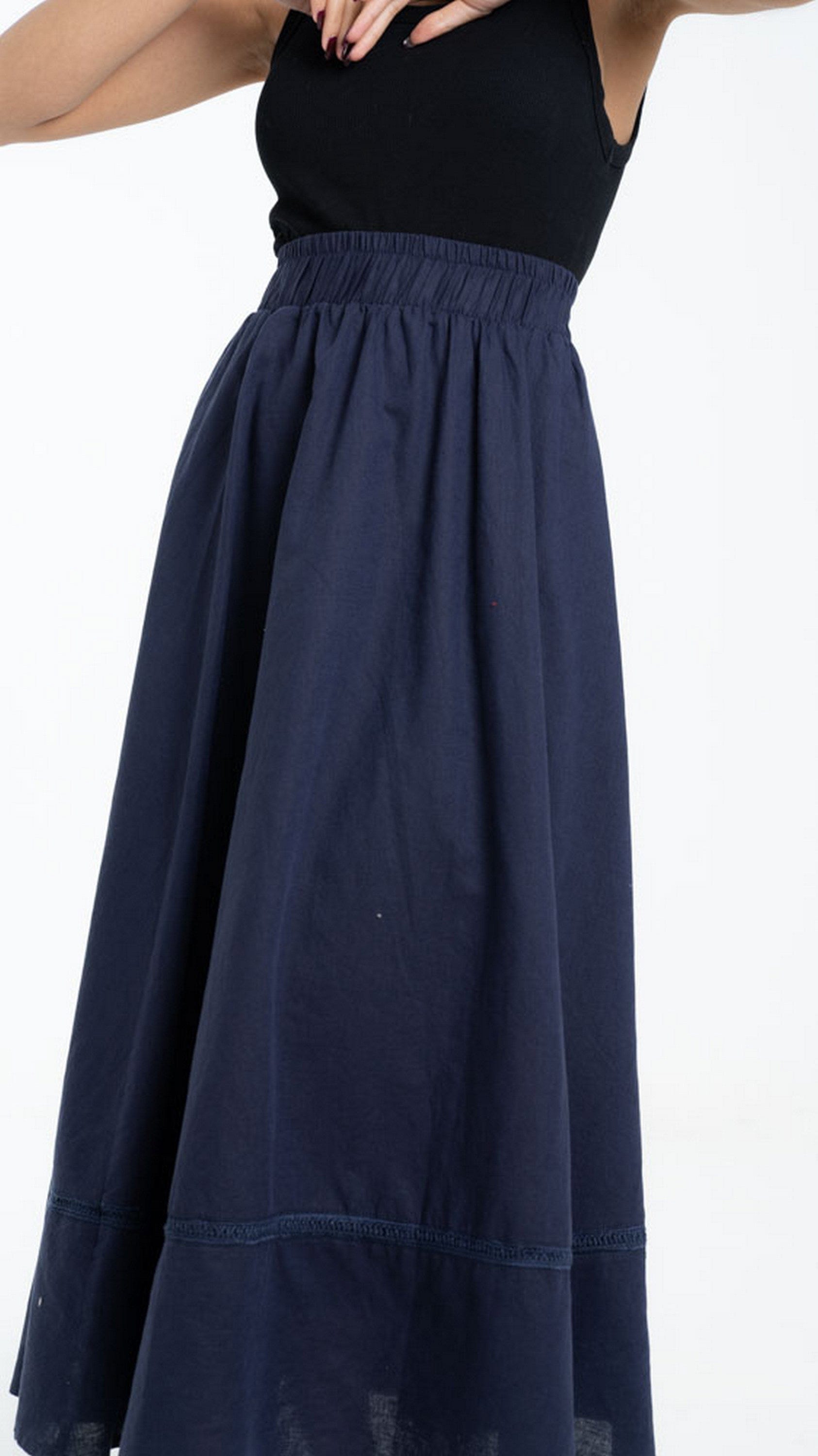 داليدرس تنورة طويلة سادة واسعة مع خط من أسفل نسائي