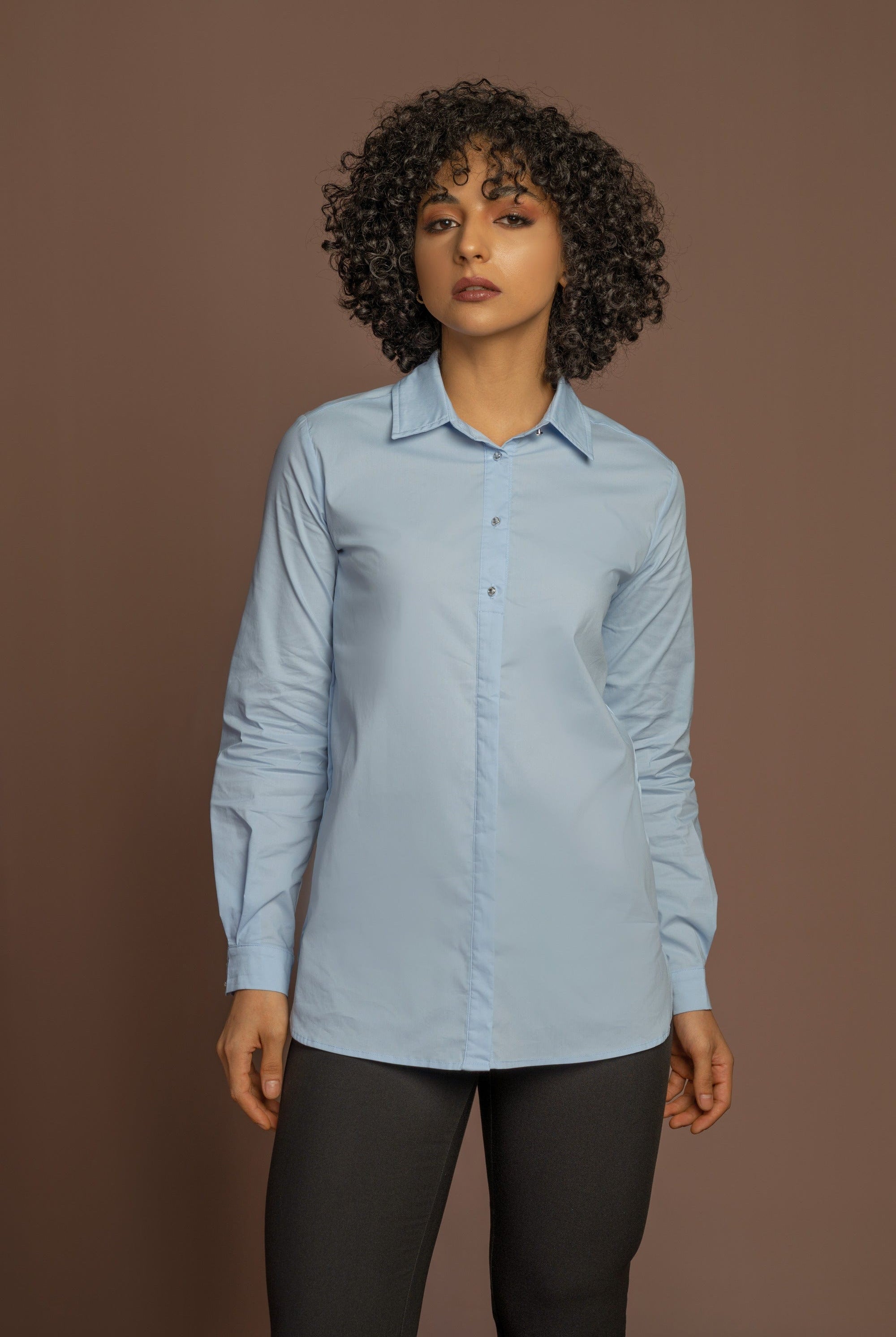 داليدرس قميص نسائي سادة أزرار أمامية كم طويل نسائي