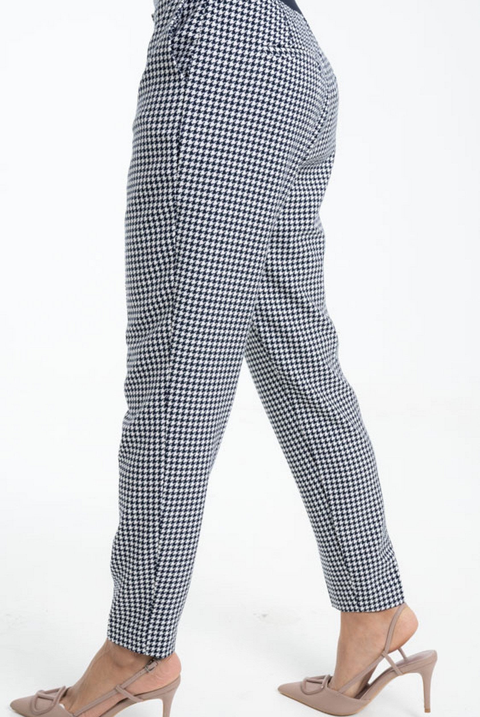 داليدرس بنطلون كاجوال كاروهات بجيوب بمطاط من الخلف أزرق داكن