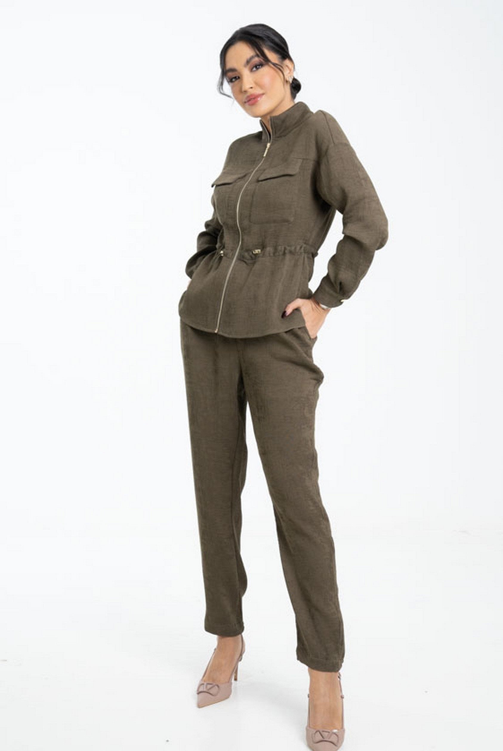 داليدرس بنطلون سادة بجيوب جانبية مزموم نسائي