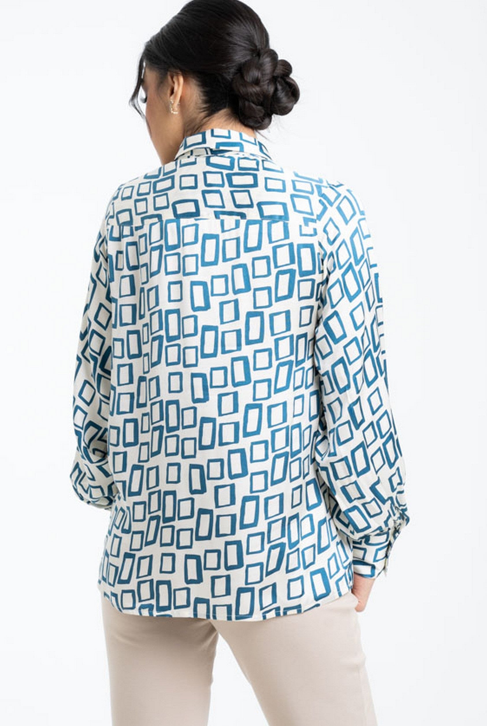 داليدرس بلوزة مربعات بأزرار أمامية وياقة طويلة نسائي