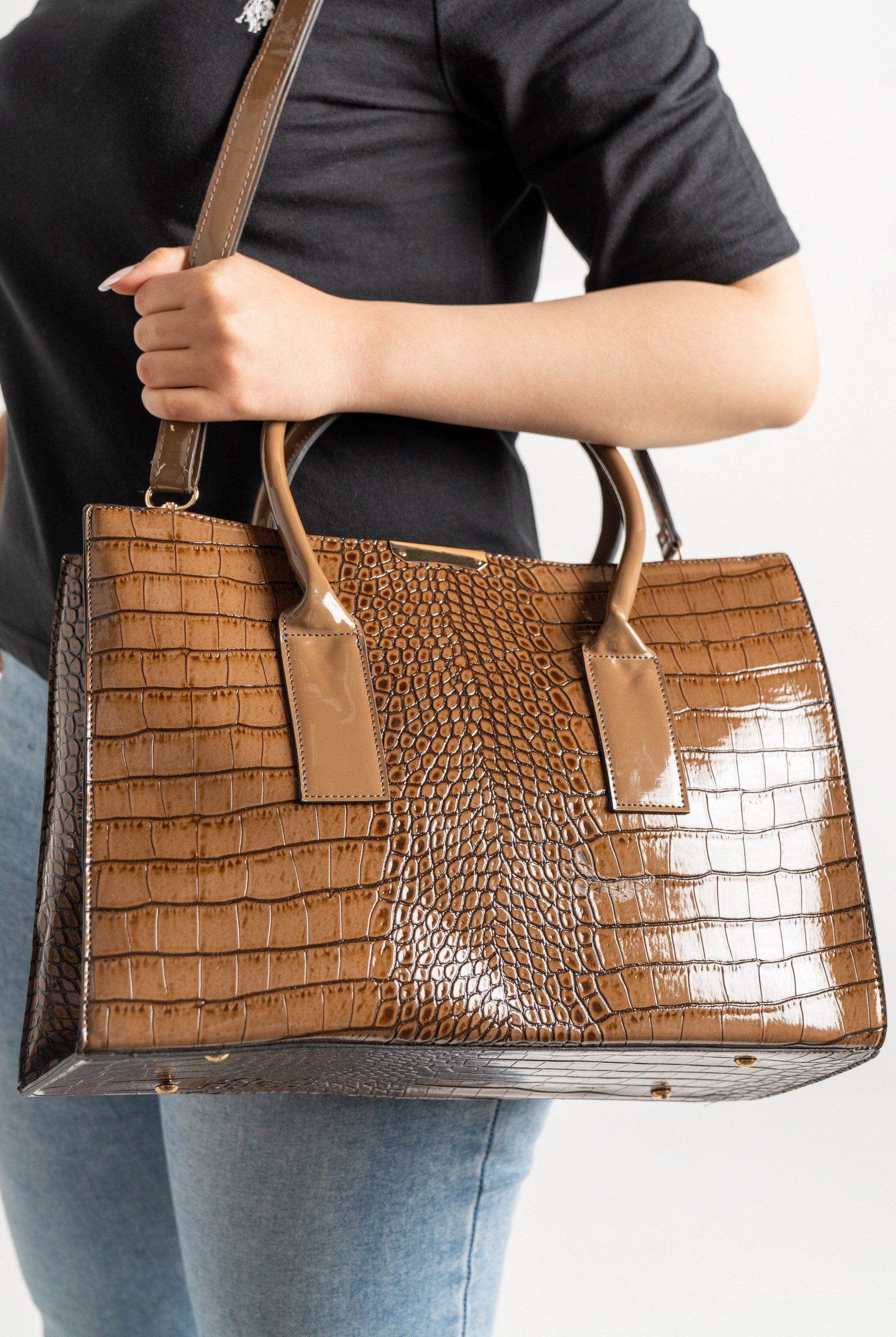 داليدرس حقيبة كتف سادة نسائي