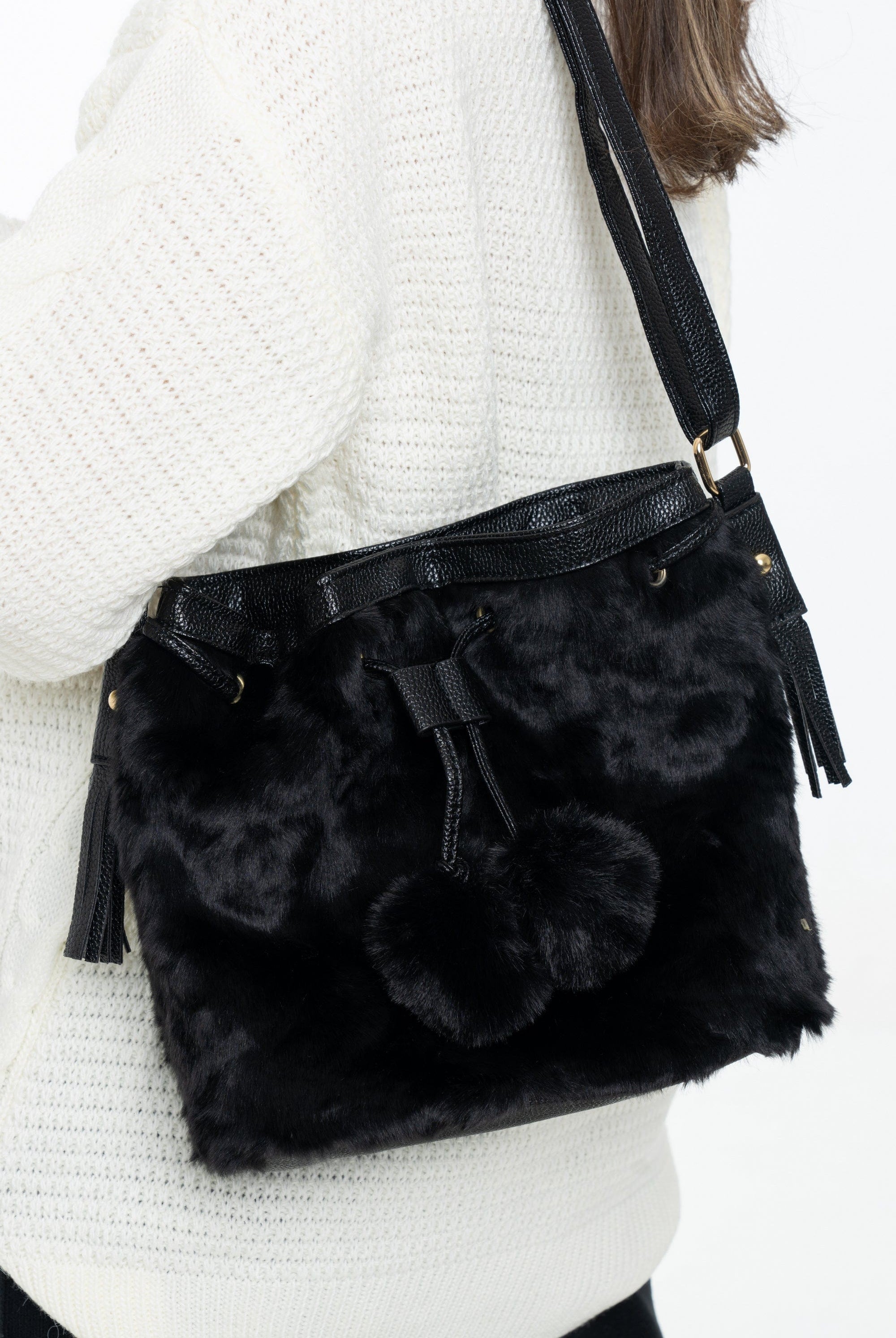 داليدرس حقيبة يد فرو مزينة برباط فرو