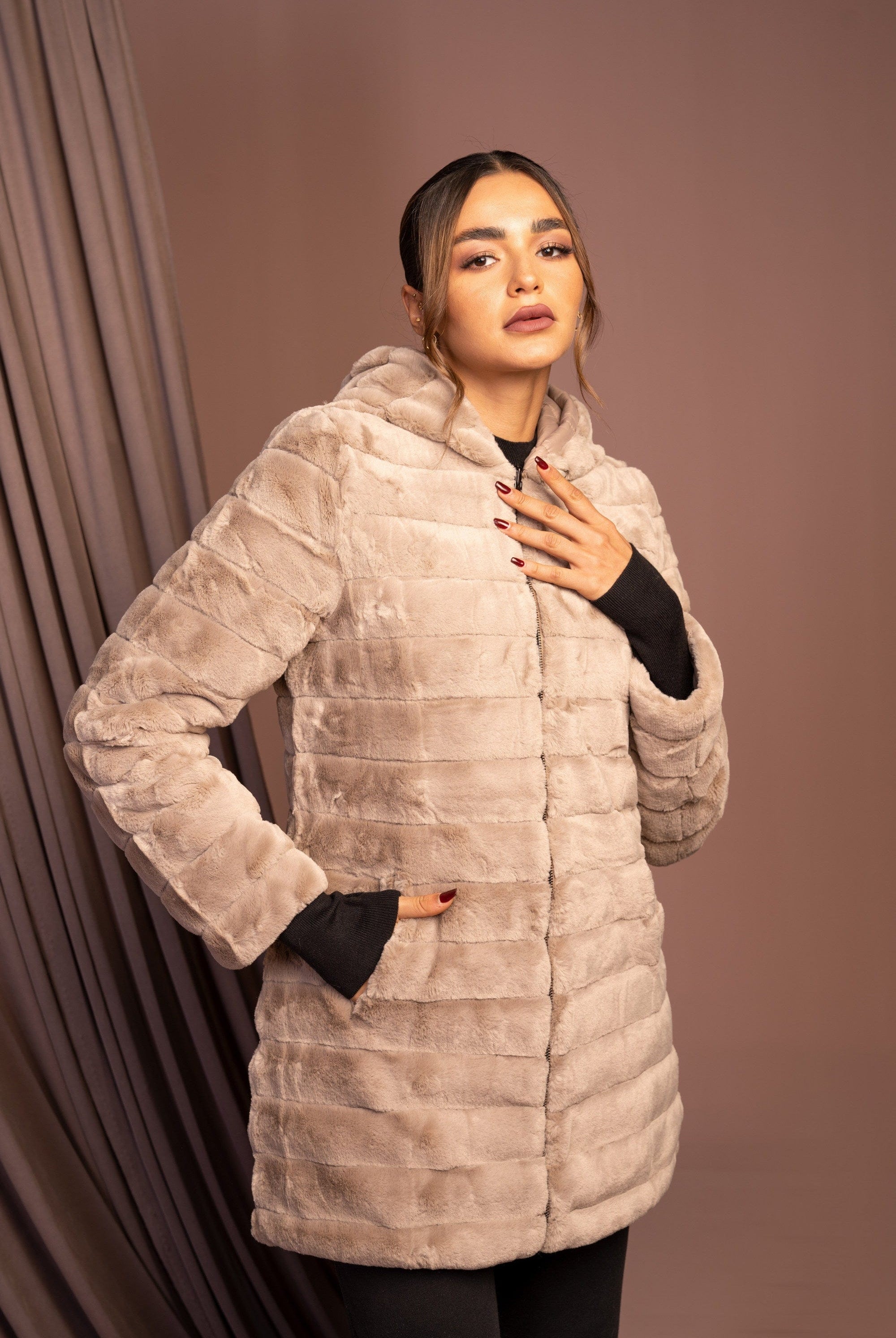 داليدرس جاكيت طويل نسائي بمب منفوخ كم طويل بيج