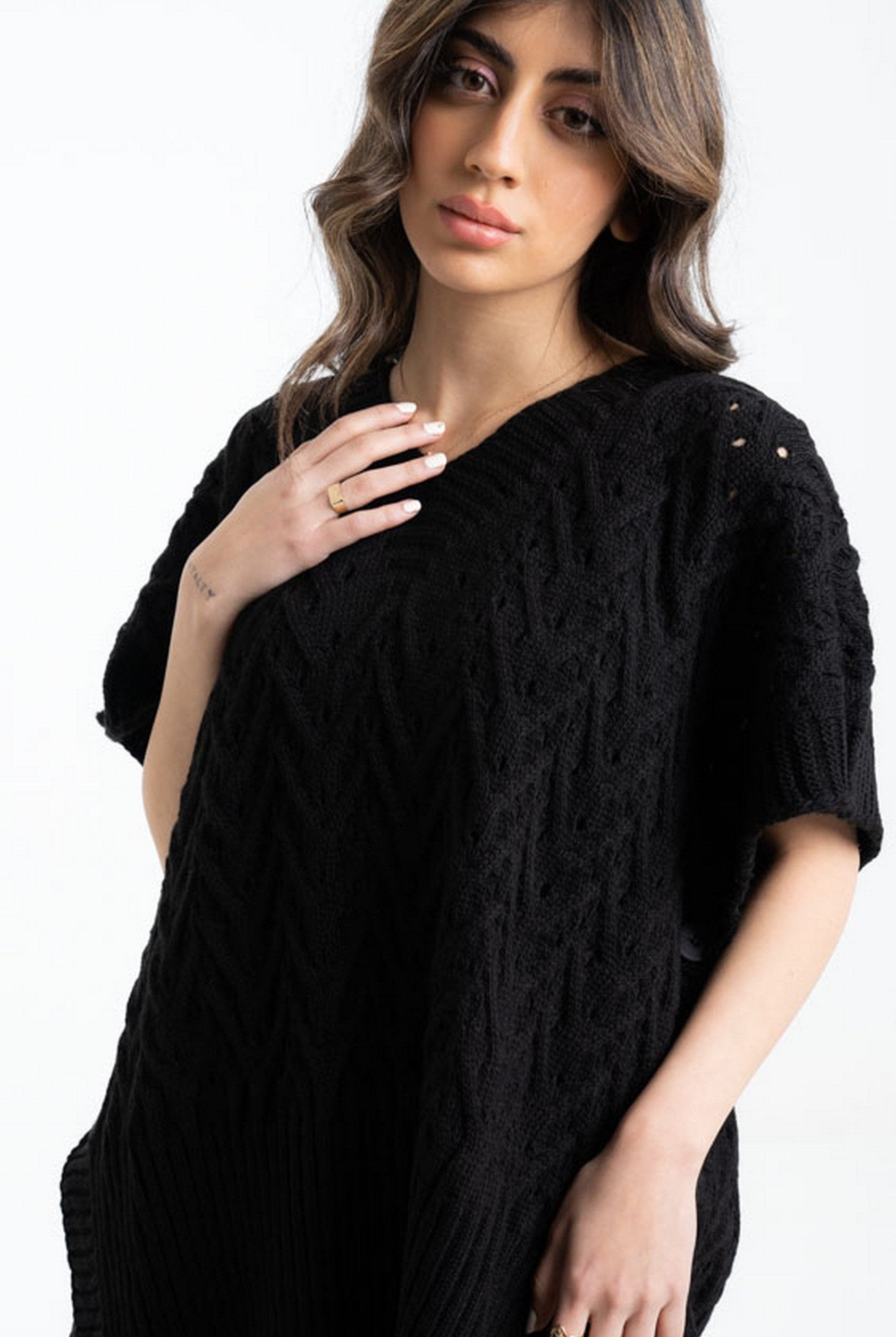 داليدرس بلوفر أوفر سايز مضفر نسائي كم قصير