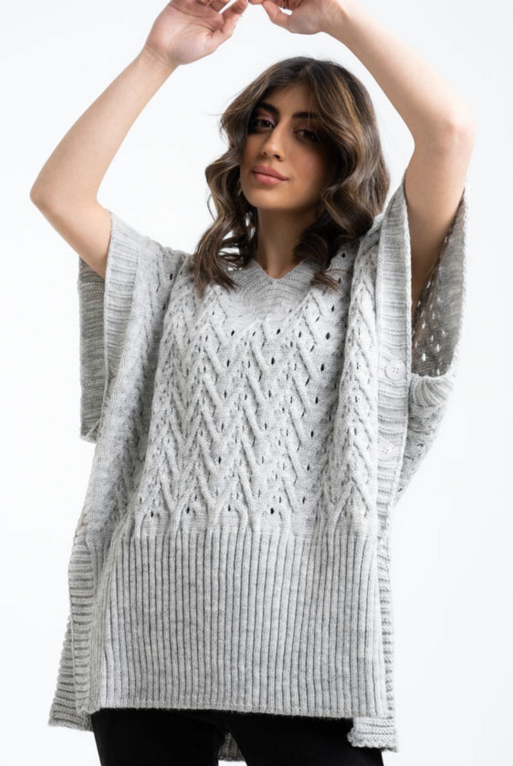 داليدرس بلوفر أوفر سايز مضفر نسائي كم قصير