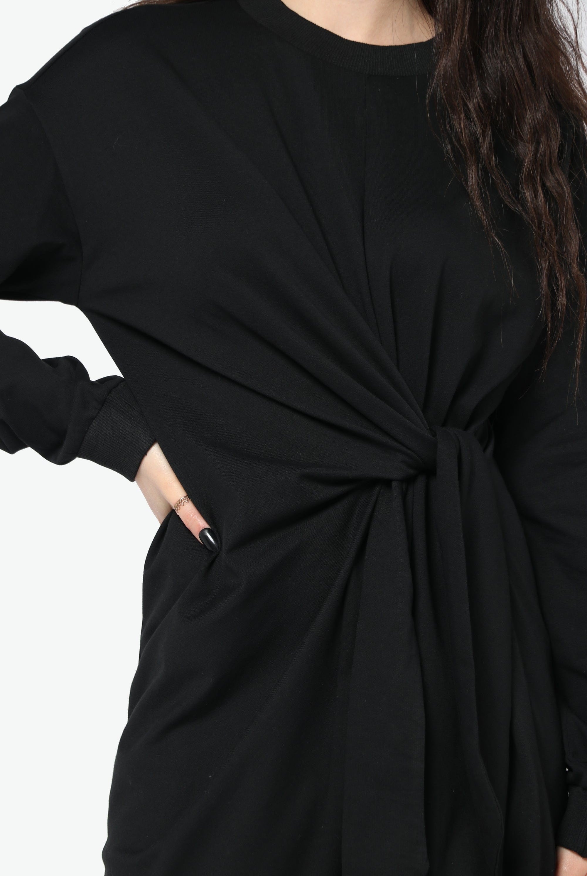 كيتشن فستان قصير ضيق بكشكشة علي الخصر وربطة