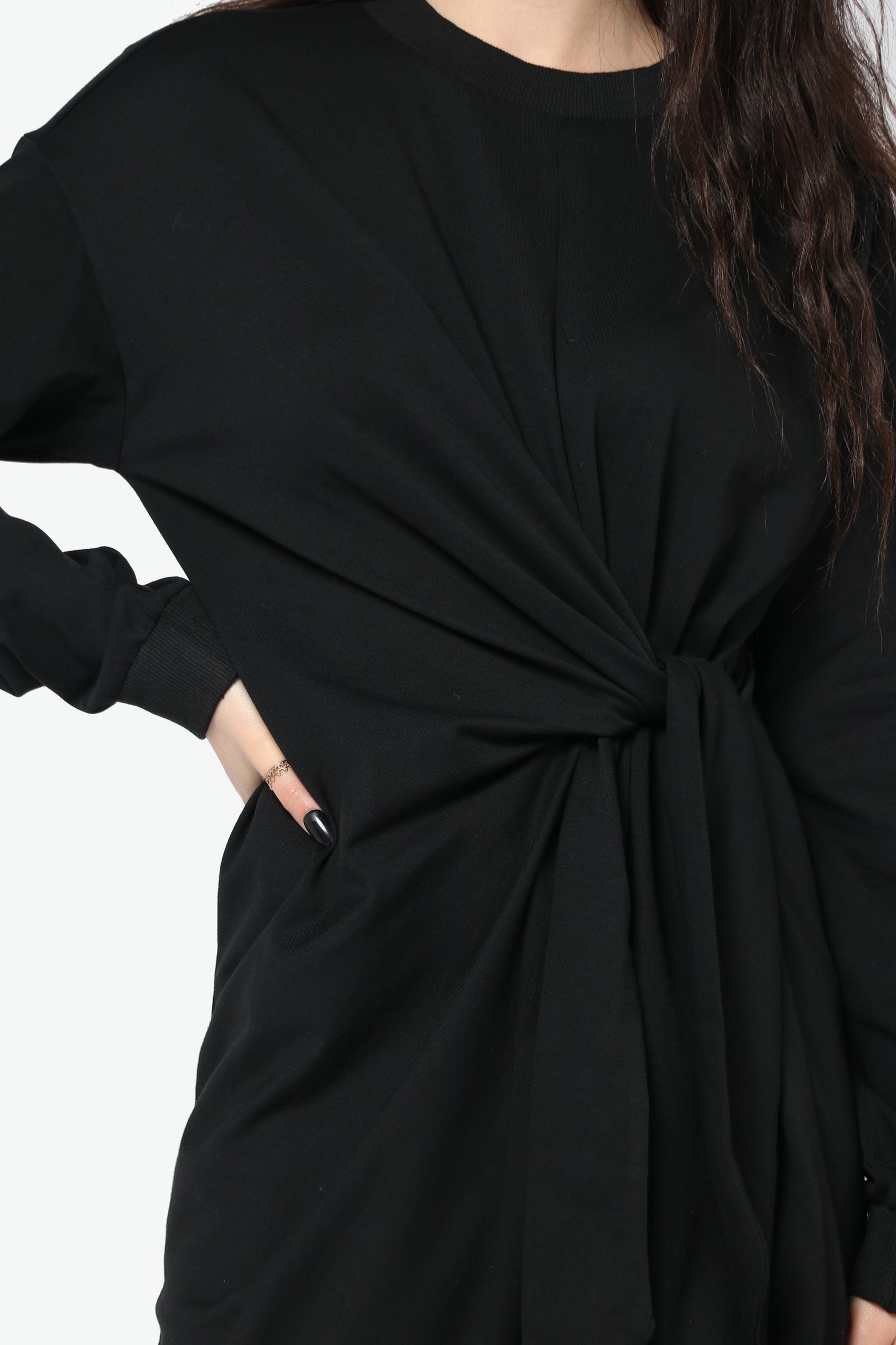 كيتشن فستان قصير ضيق بكشكشة علي الخصر وربطة