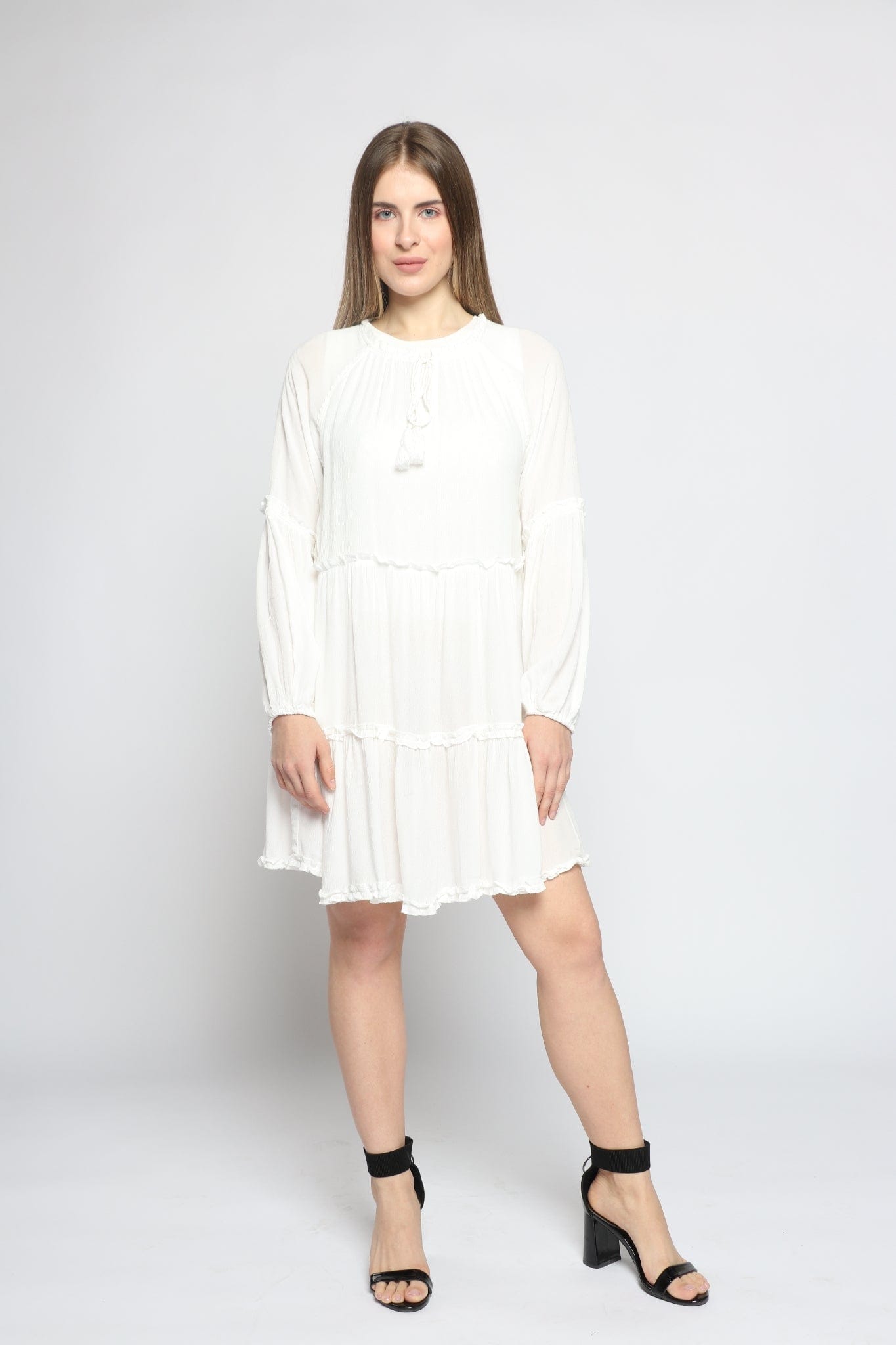 كيتشن فستان قصير مزين بكرانيش من الأسفل